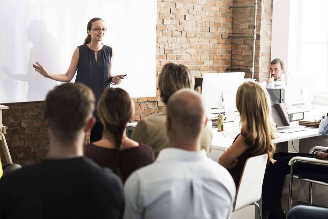 Upskilling y reskilling, los principios para adaptar y optimizar las tareas de un trabajo