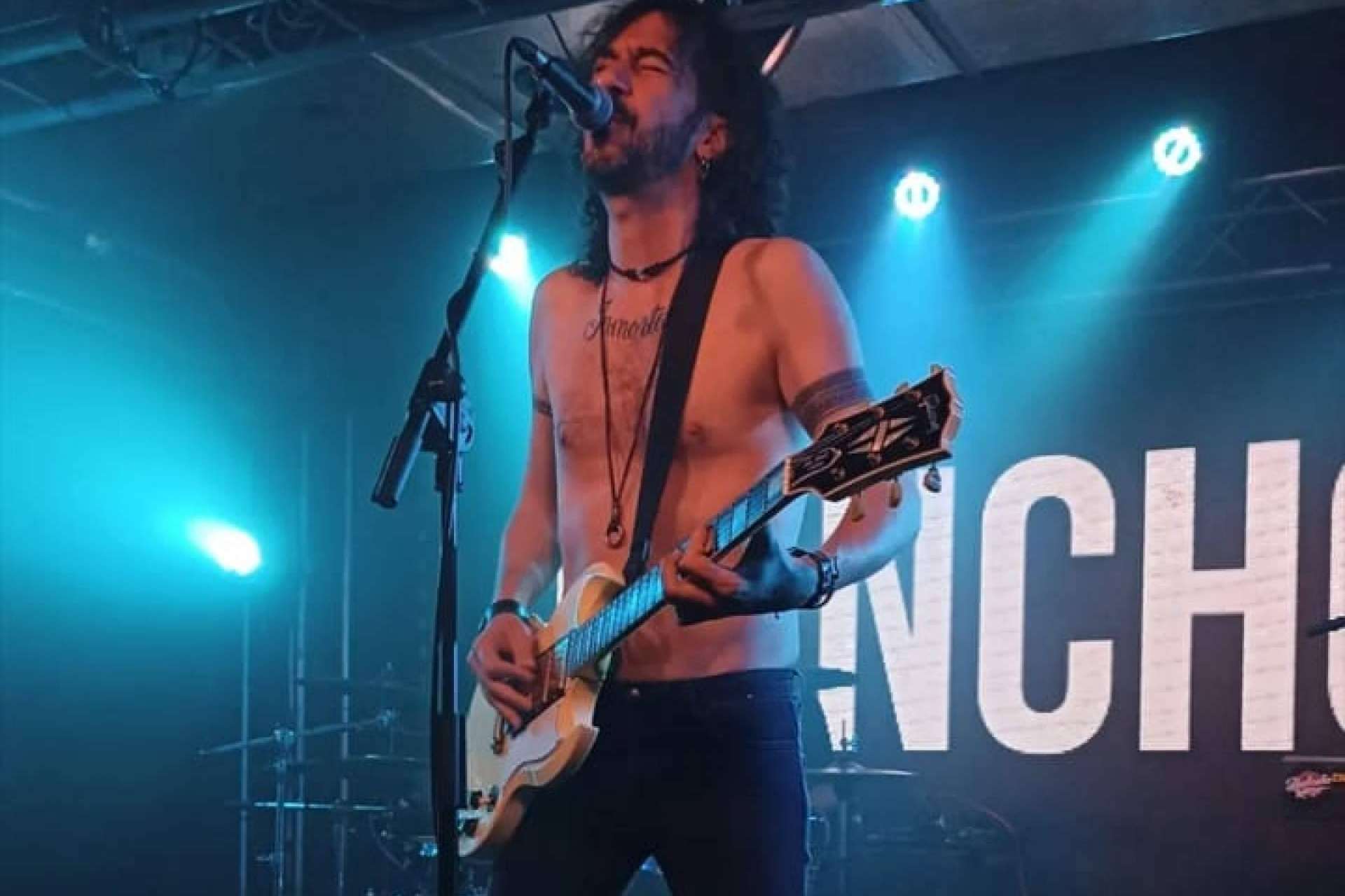 Poncho K tiene un nuevo patrocinador, ENTRADEO.COM
