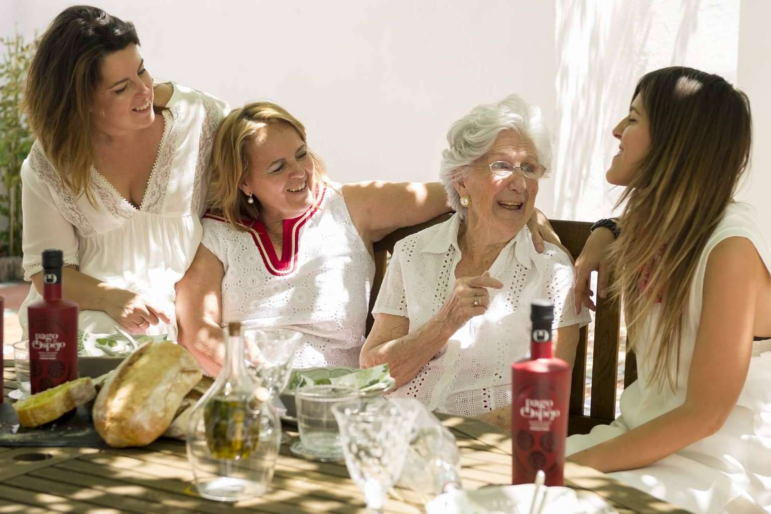 Aceite virgen extra gourmet con esencia de mujer, Pago de Espejo