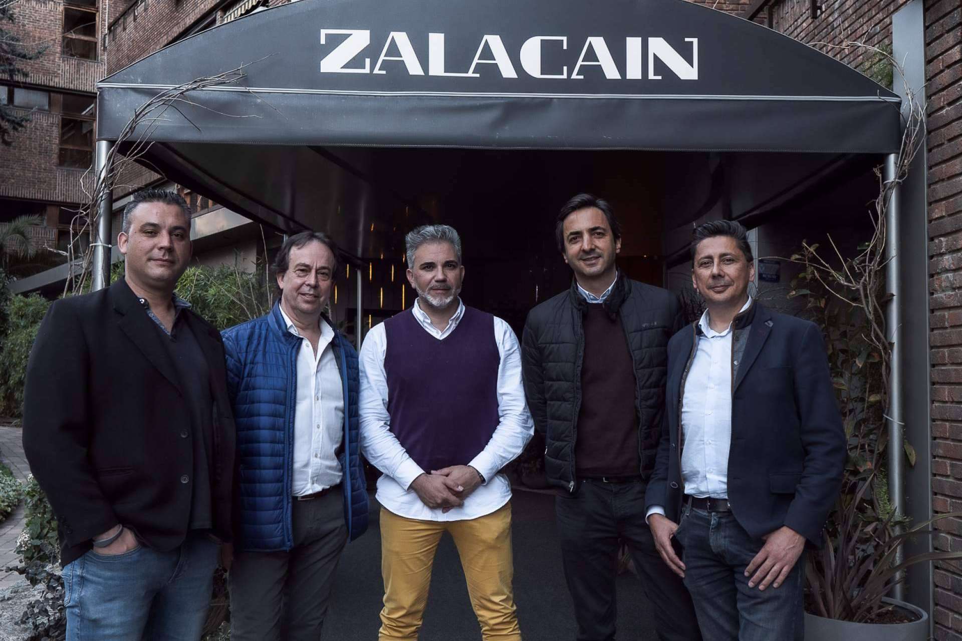 Kachopo King cierra su alianza con Gambrinus para la comercialización de sus productos
