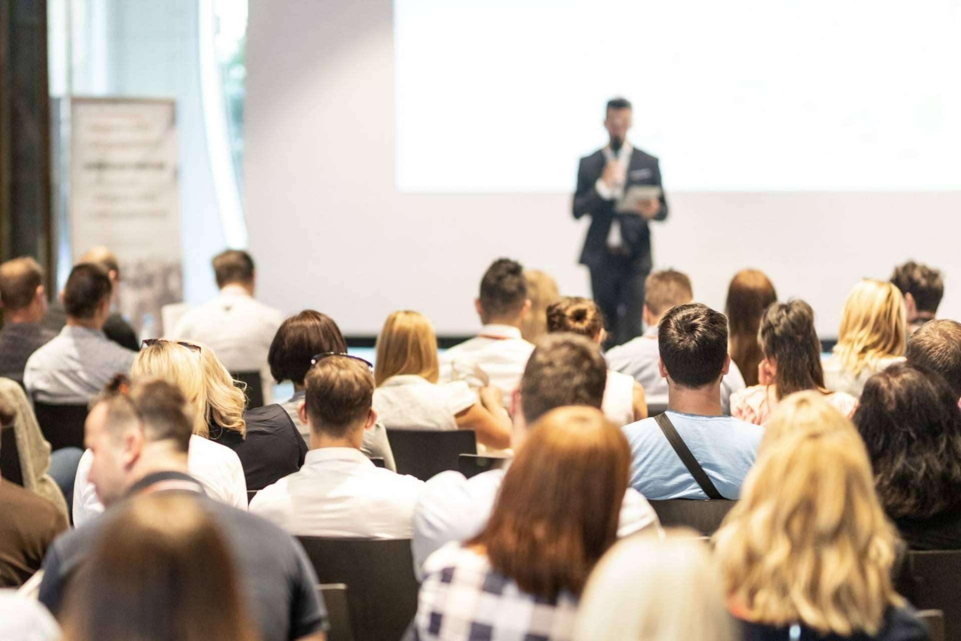 Organizar convenciones y congresos para empresas con Marca Condal