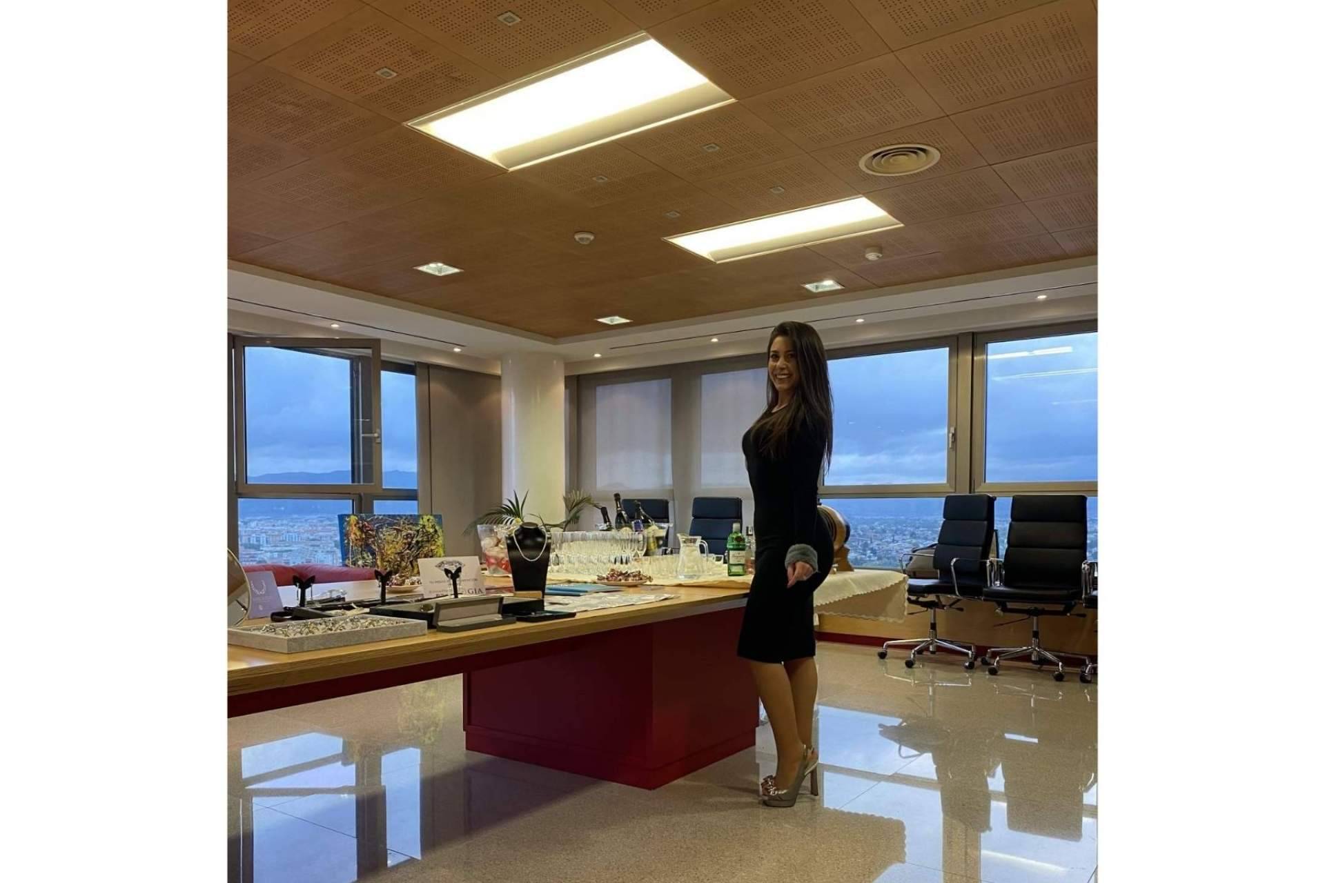 ¿Quién es Isabella Seijo, la conocida tasadora de joyas de los famosos en televisión?