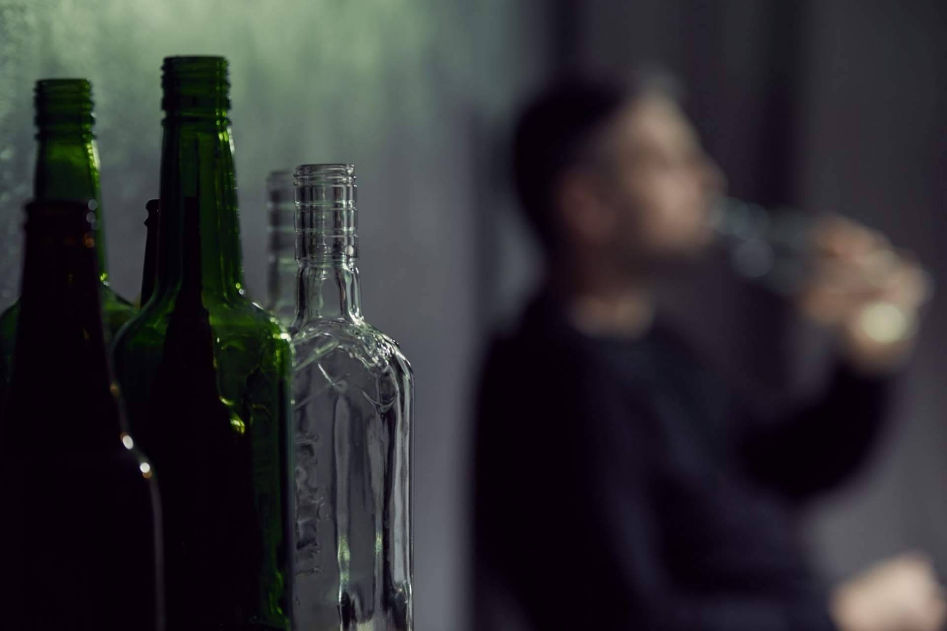 Los seminarios y conferencias de Eines para concienciar y dar visibilidad a la terapia contra la dependencia al alcohol y las drogas