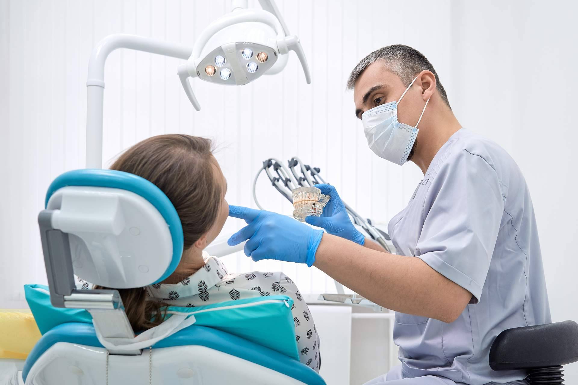 Corrales Dental sobre la importancia de un trato cercano y familiar en las clínicas dentales