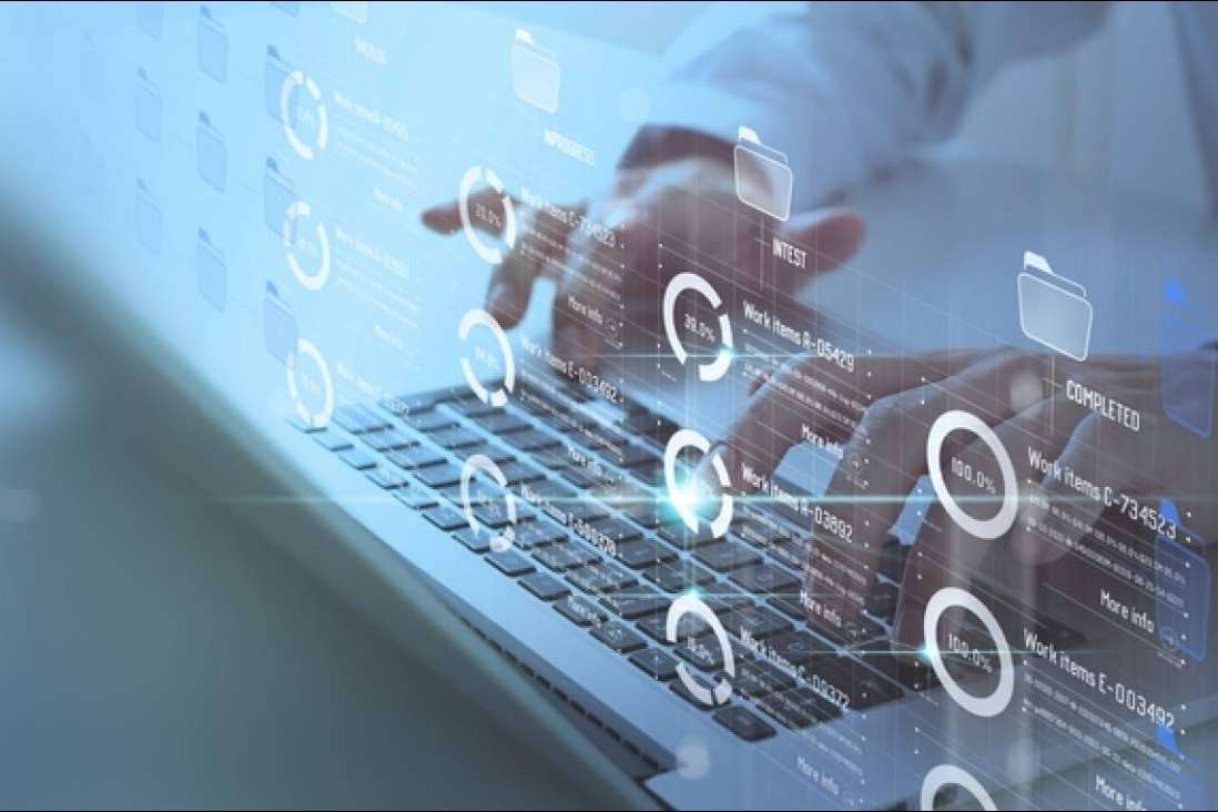 Comunicación eficiente entre el ERP y otros sistemas, Integrador | API ERP
