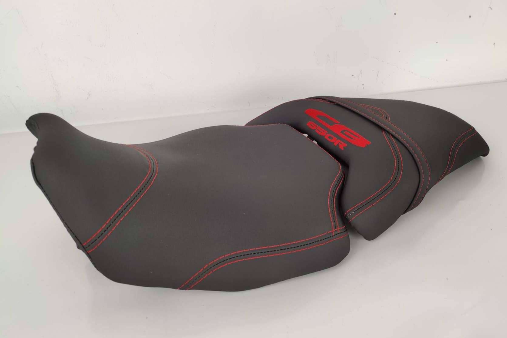 JM-Fundas ofrece fundas de asiento para moto de calidad