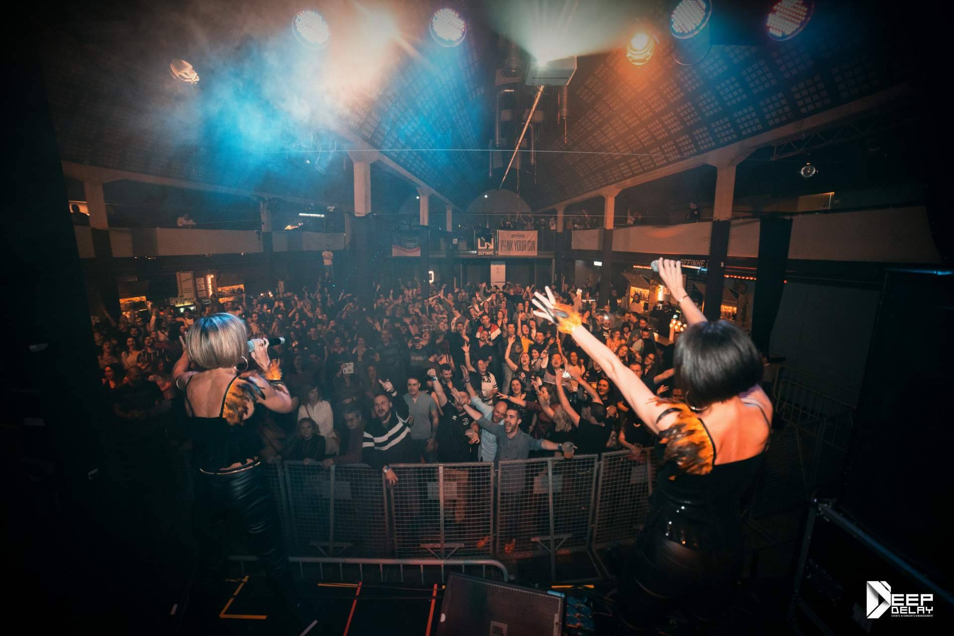 Deep Delay Management organiza el Festival Molan los 90's 2022 World Tour, un festival de música que transporta a la década noventera