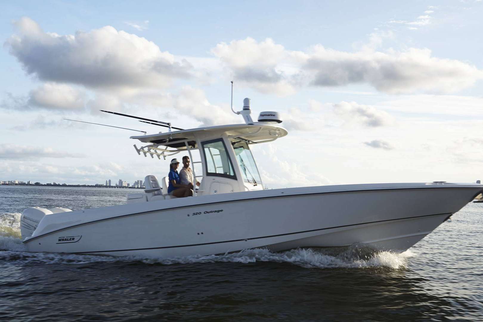 Servicio de Equiposnauticos.com, radares para barcos
