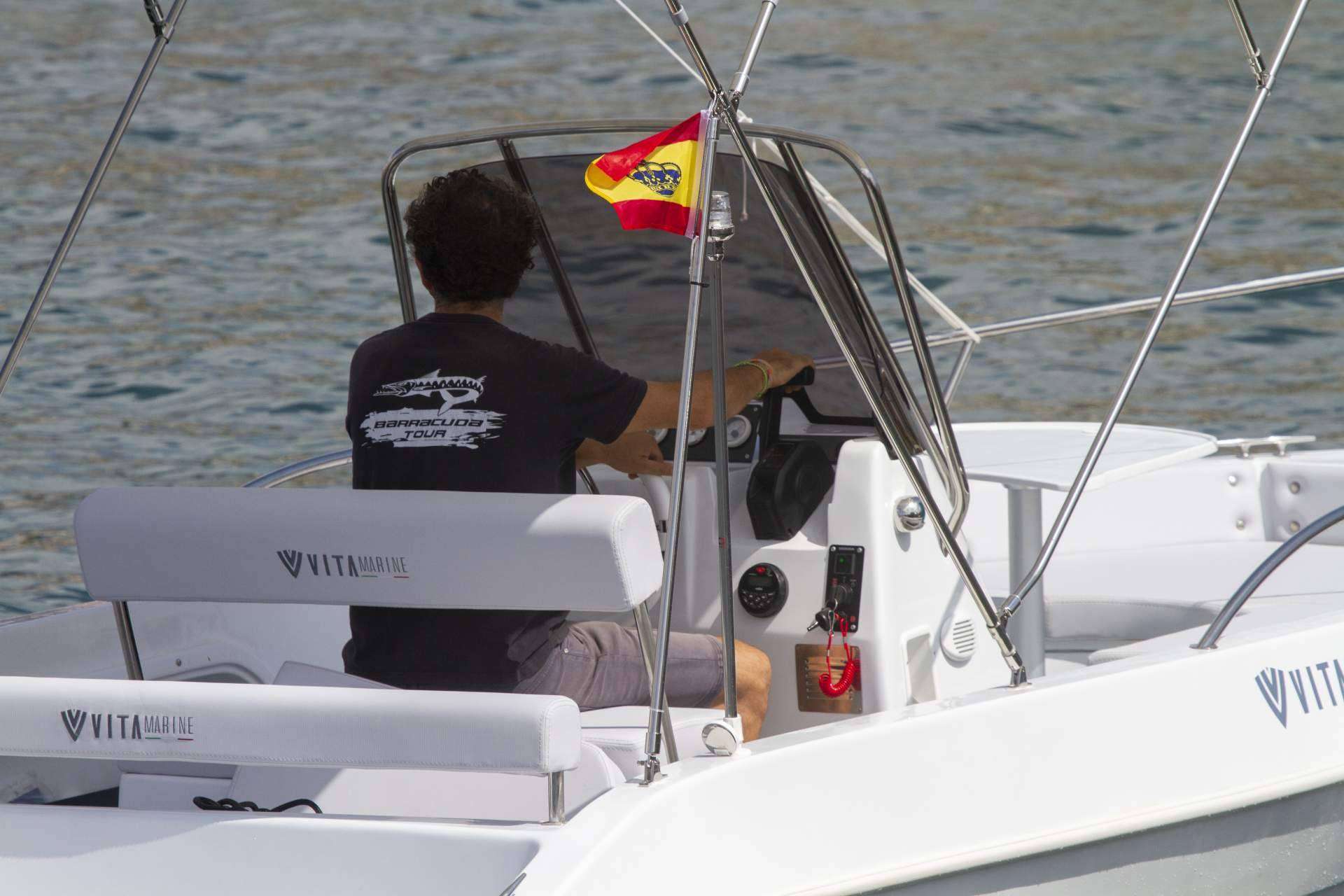 ¿Cuáles son las principales ventajas de comprar una embarcación de pequeña o mediana eslora? Vita Marine