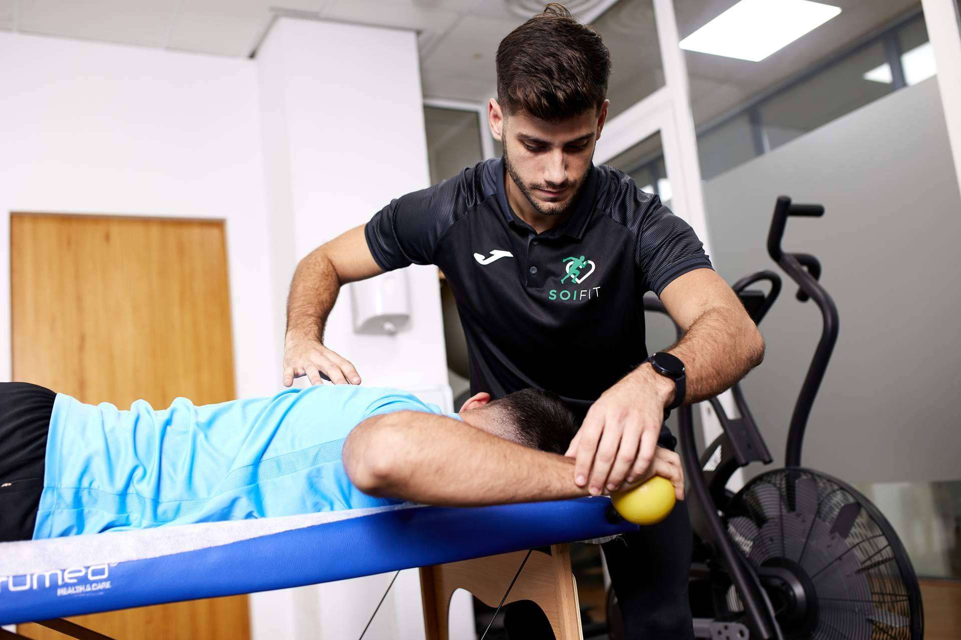Encontrar profesionales para la rehabilitación de lesiones en deportistas en Soifit