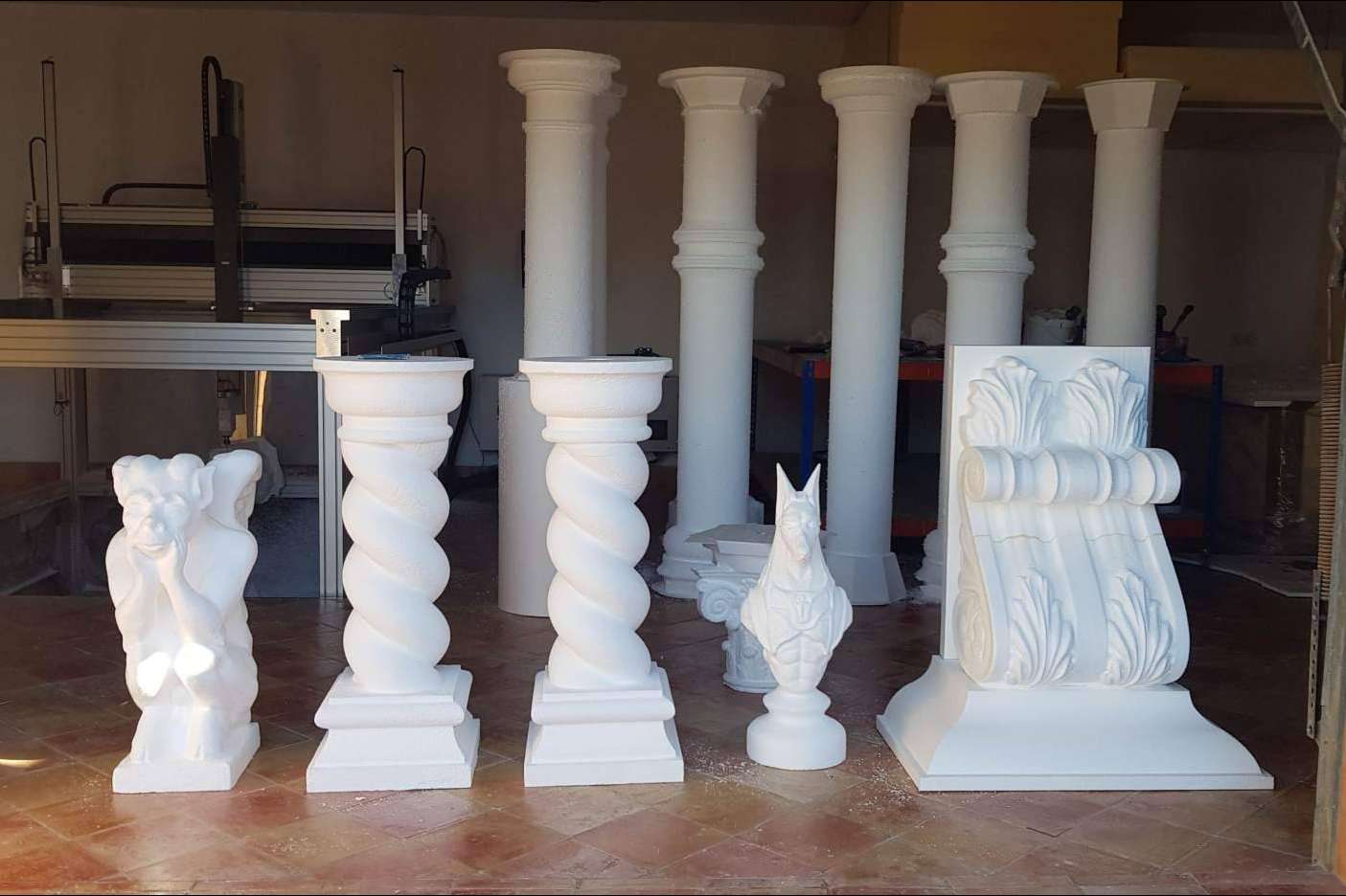 Elementos arquitectónicos y decorativos de vanguardia con el servicio integral de la compañía Sumiseran