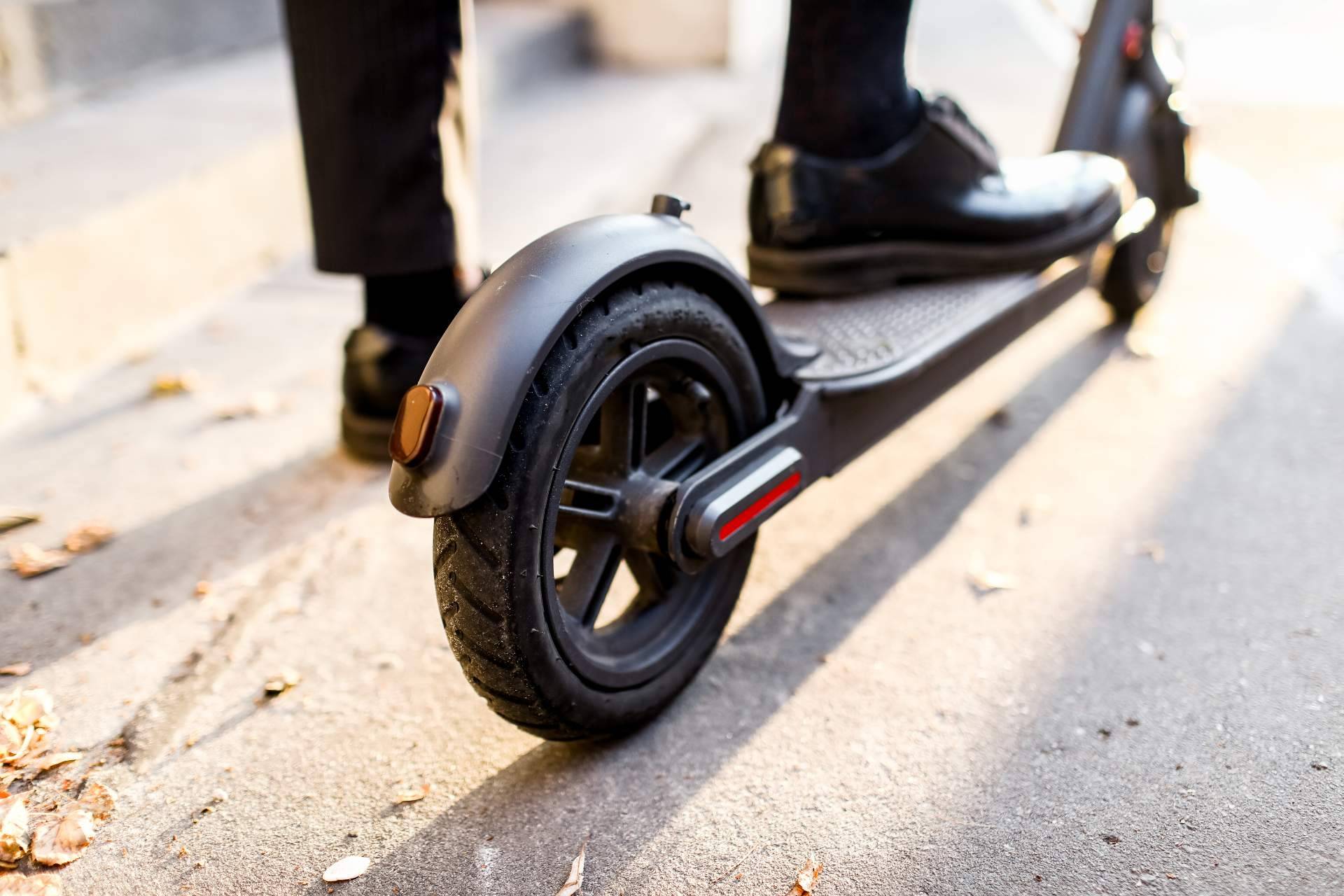 Tours autoguiados por GPS para descubrir Barcelona de la mano de LYNX y su alquiler de patinetes eléctricos