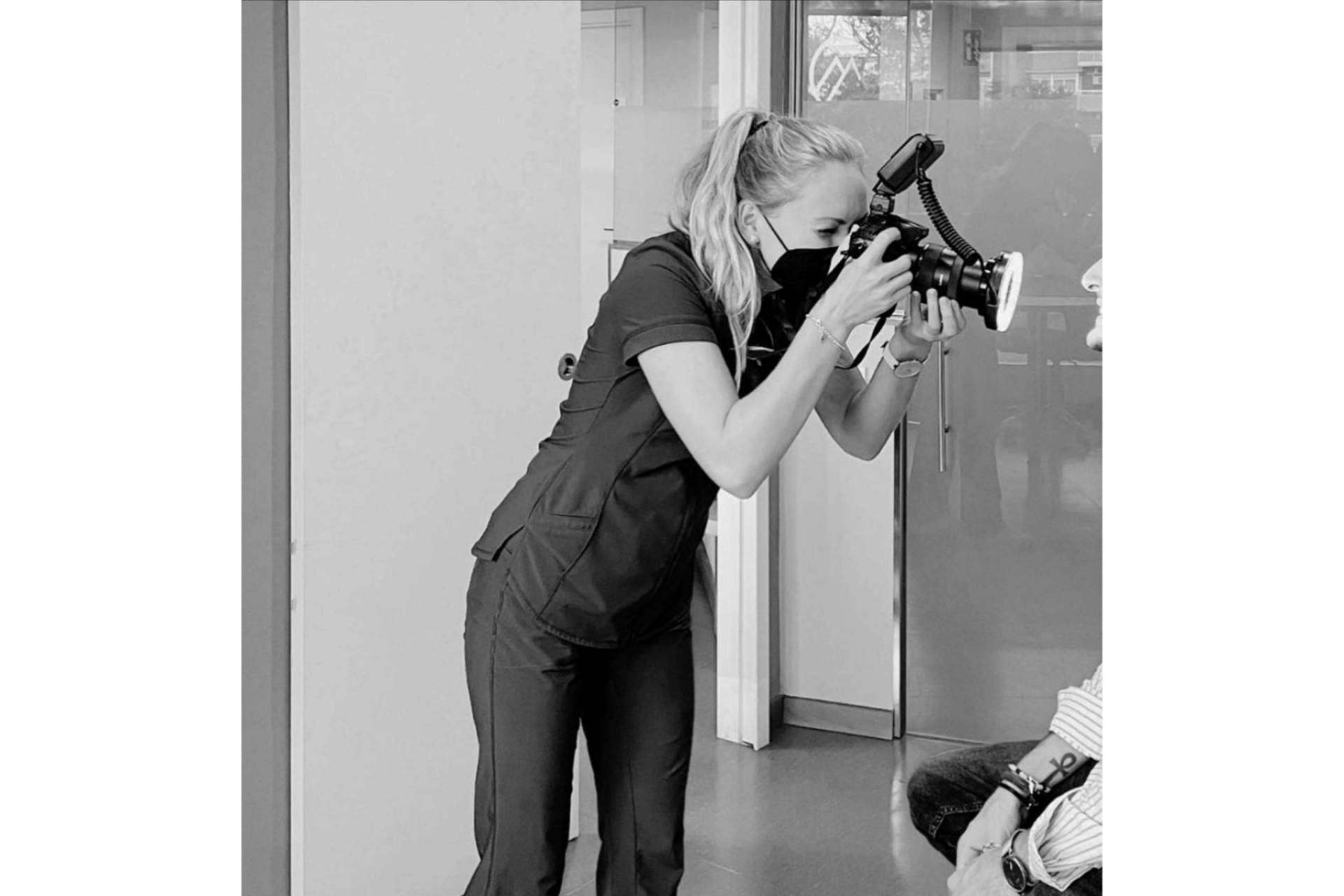 La Clínica Monteblanc de estética dental, conocida como 'El hogar de las sonrisas radiantes'