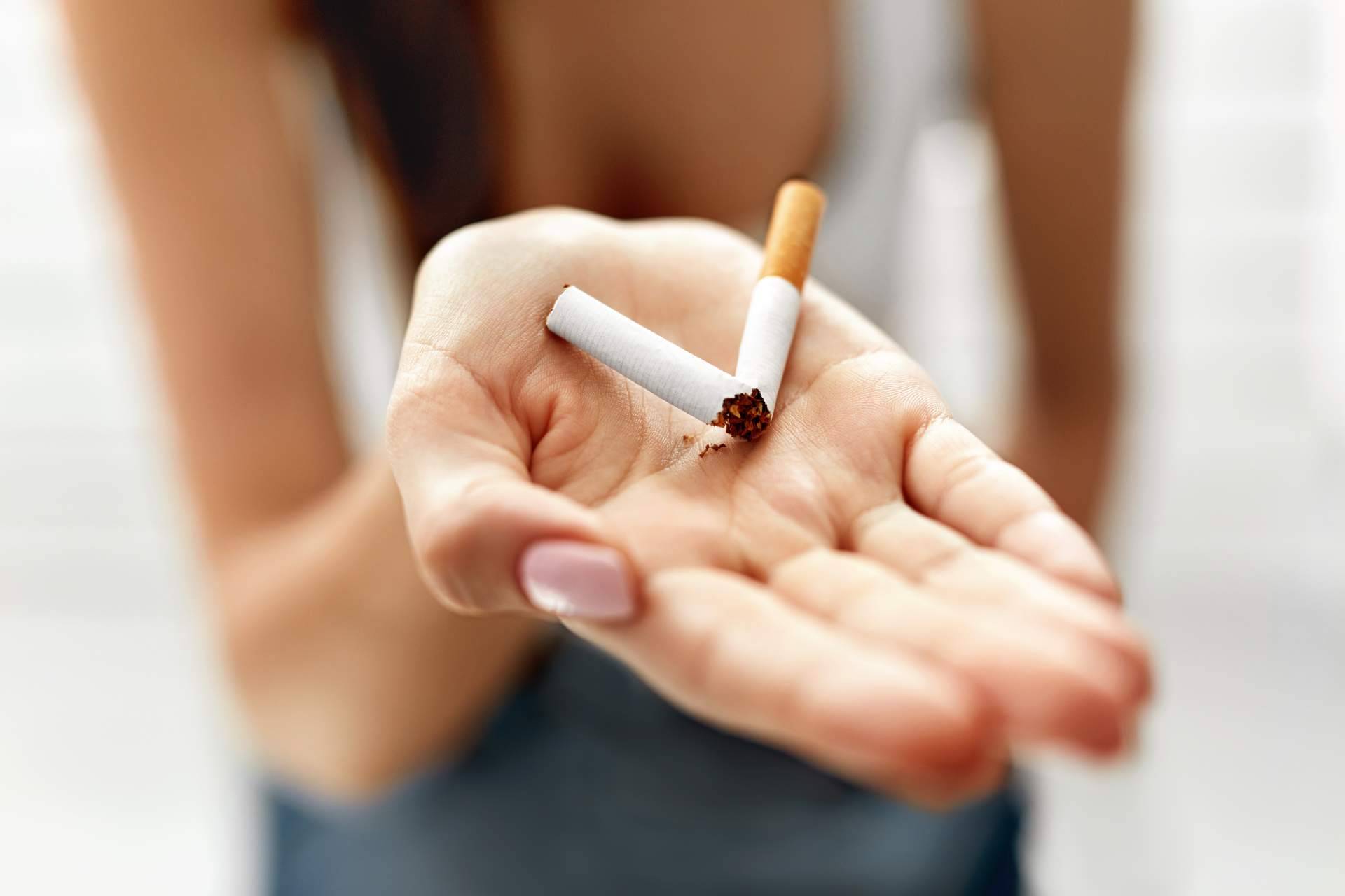 Asistir a la conferencia presencial Libre de Tabaco para dejar de fumar