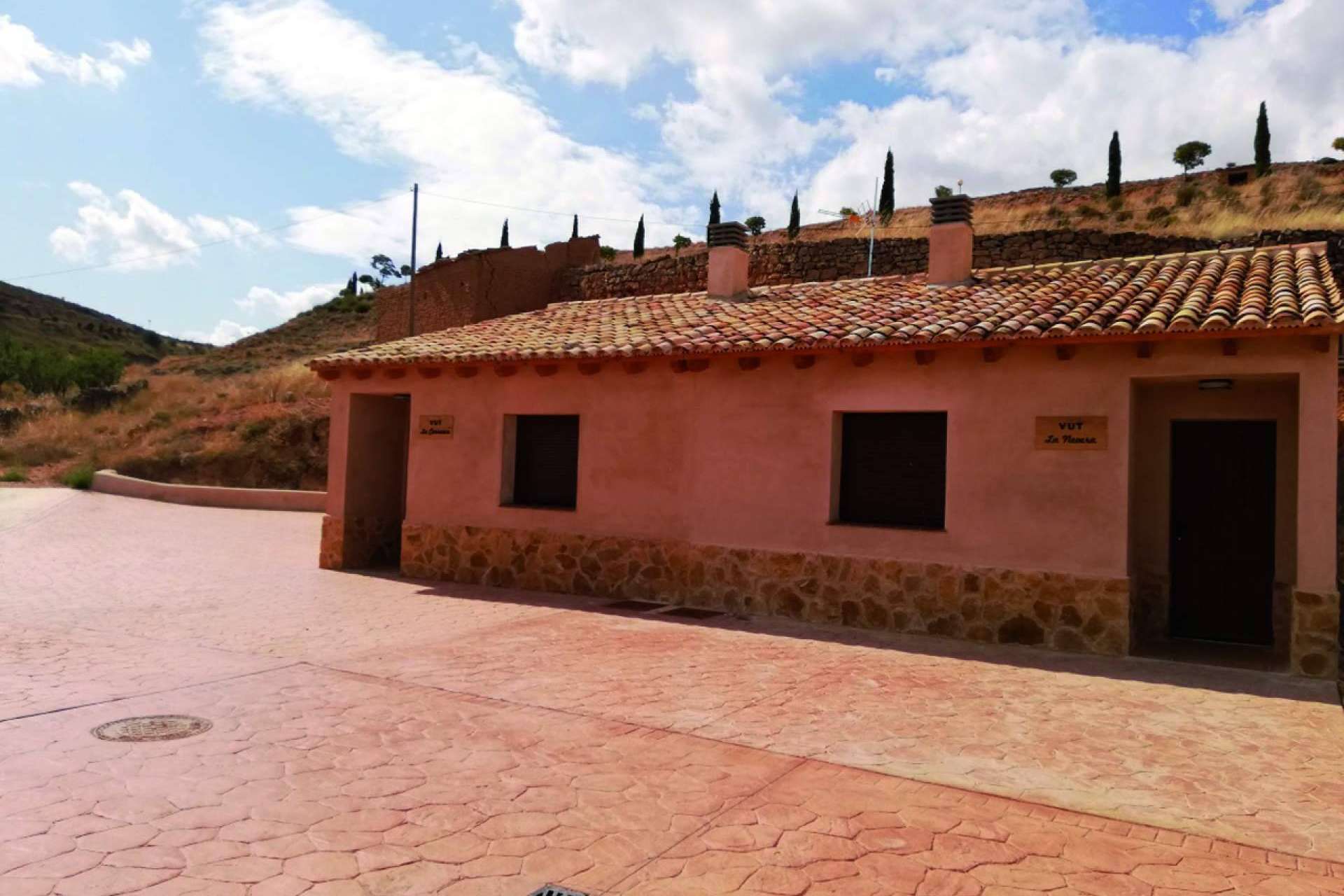 Vacaciones en Torrehermosa Rural, alojamientos en un pueblo tranquilo con numerosos lugares naturales y culturales de gran interés