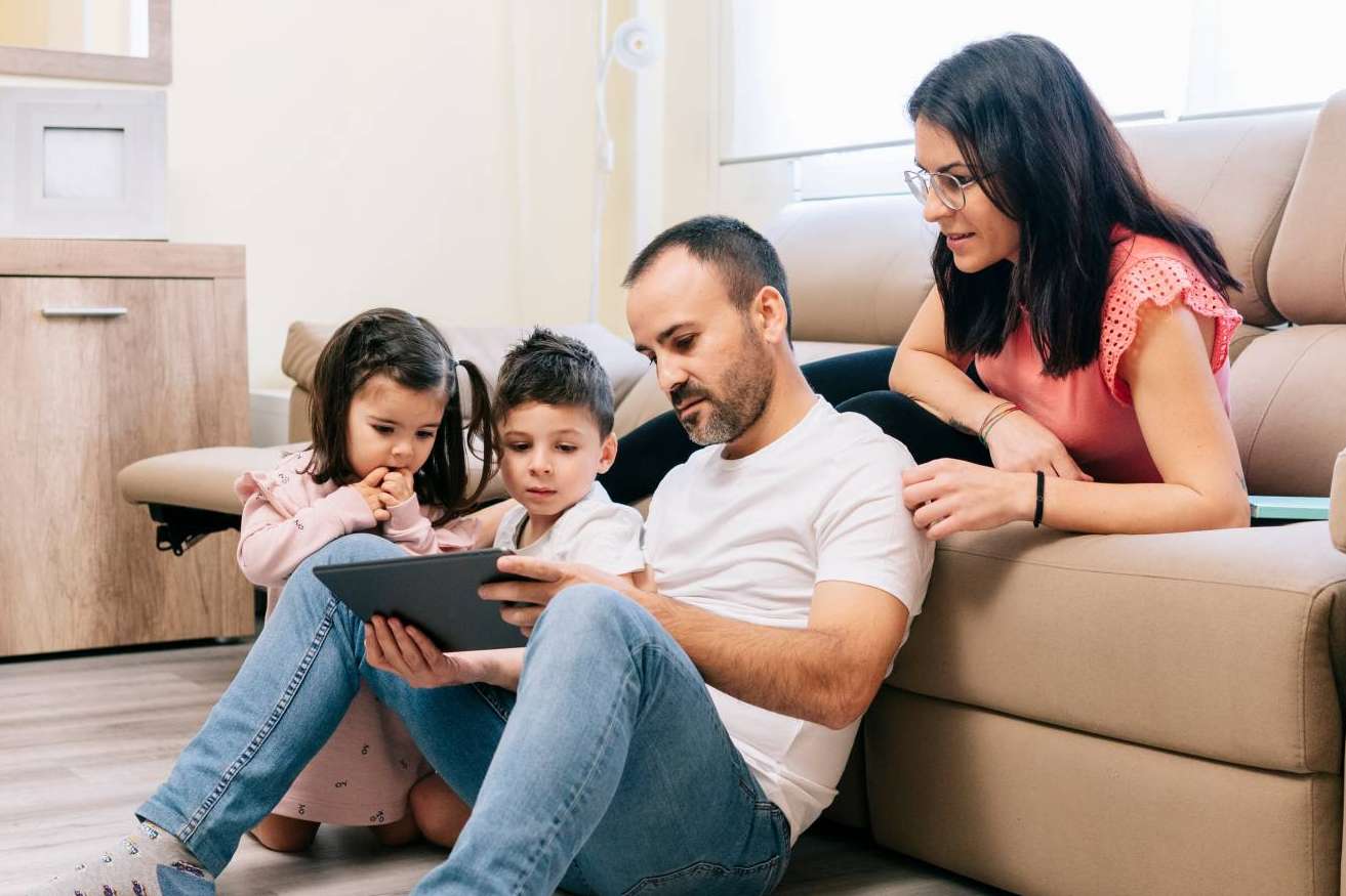 E-THERAPYKIDS diseña terapias para niños y adolescentes que abusan de las pantallas