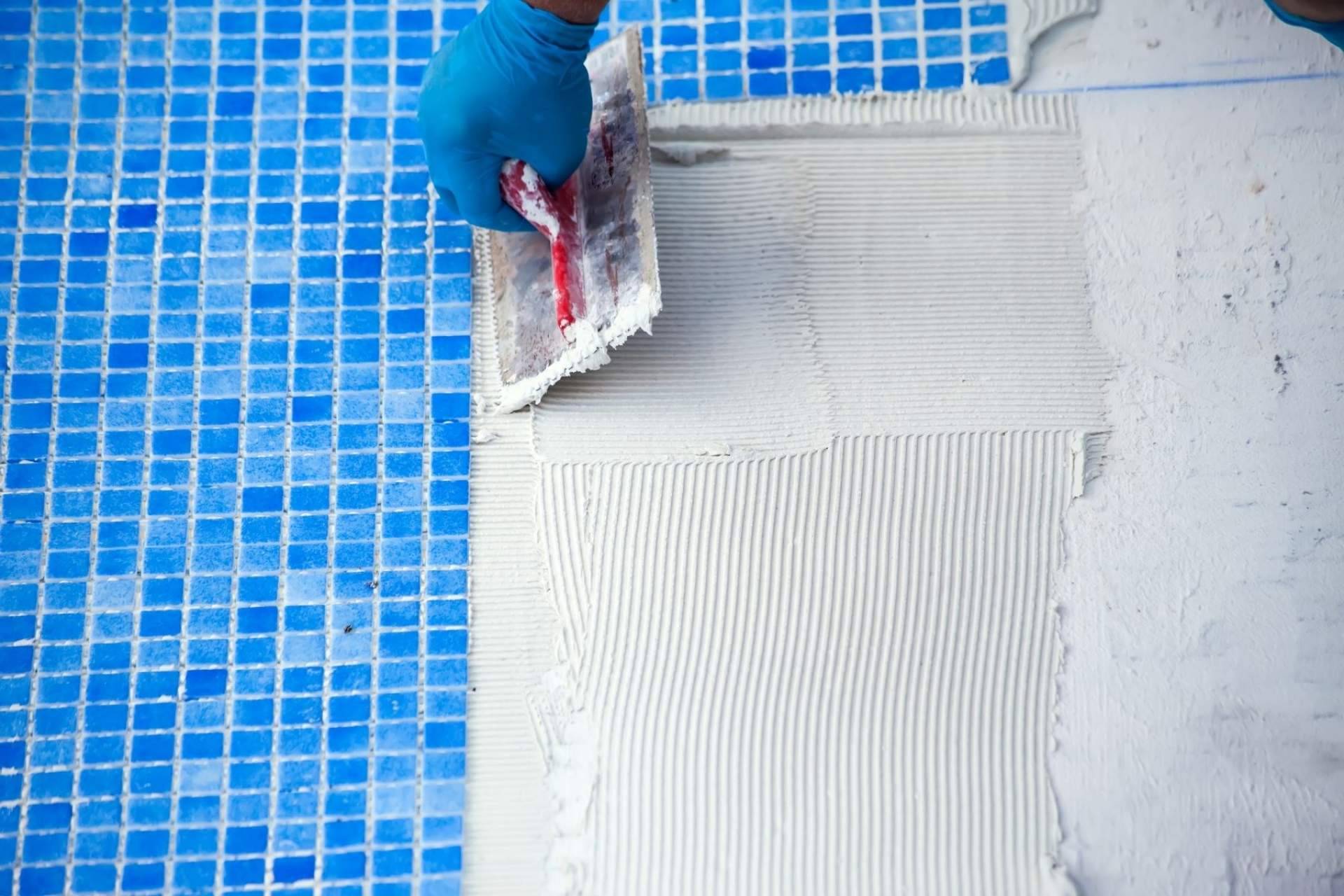 Constructores de piscinas de obra en Alicante, de la mano de Promopai