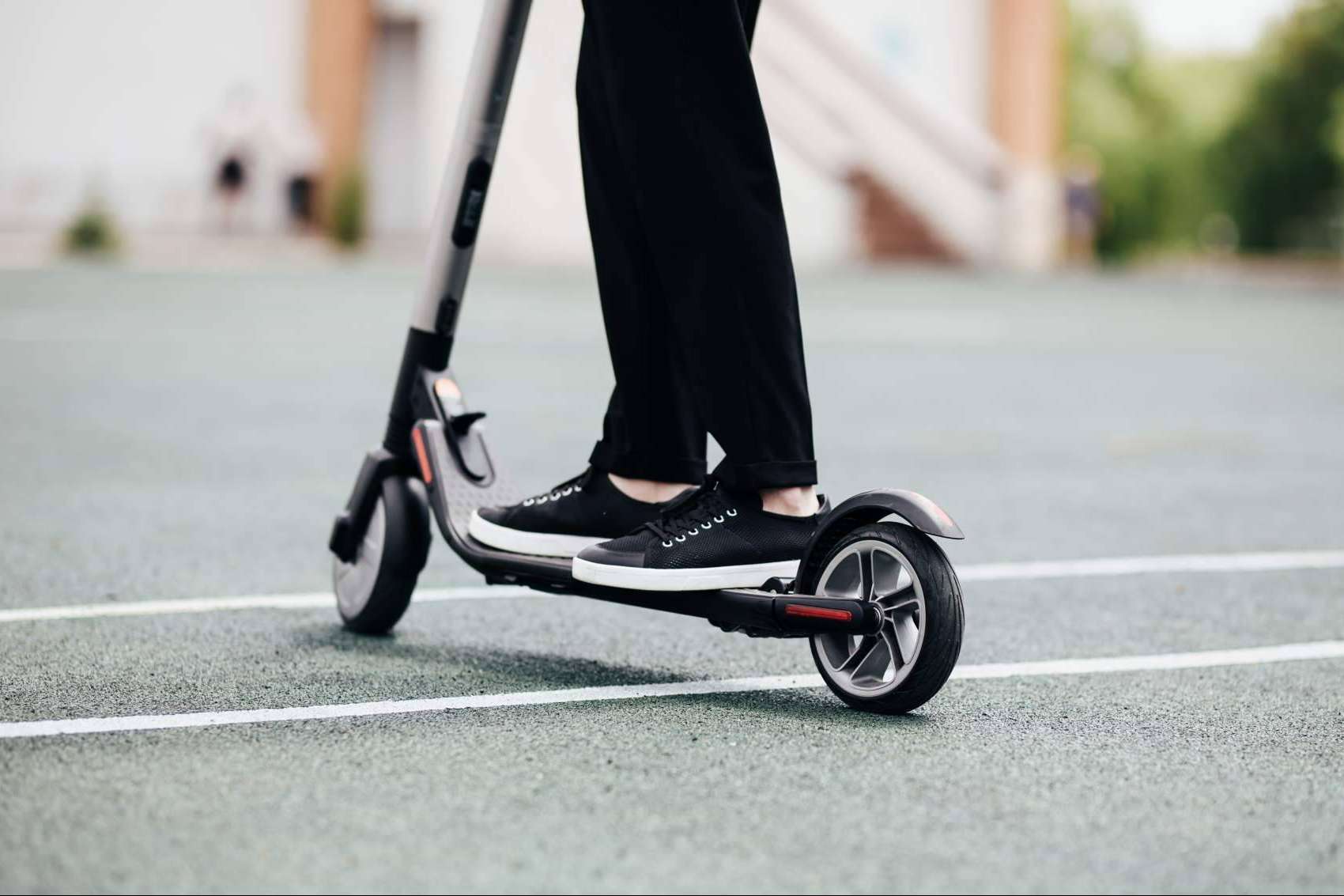 ¿Cambiar el coche por un patinete eléctrico es posible? Los profesionales de Globerada responden