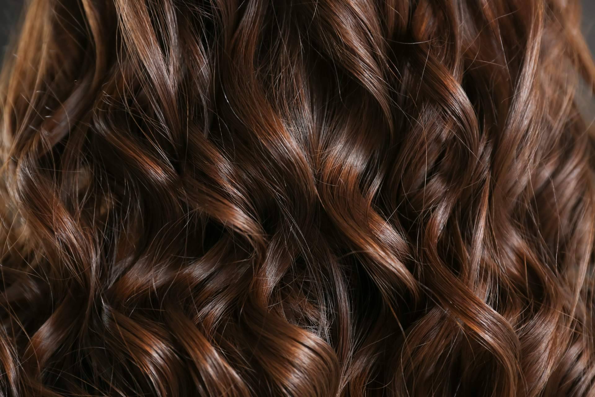 ¿Cómo proteger y cuidar el cabello en verano?, por Sofía Black