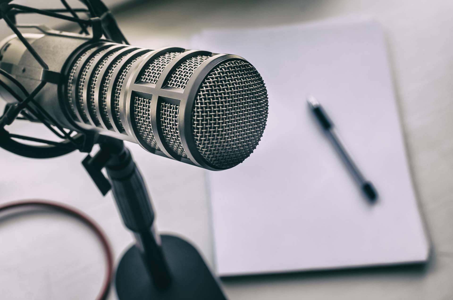 Crear un podcast de empresa es posible de la mano de Cursos Podcast