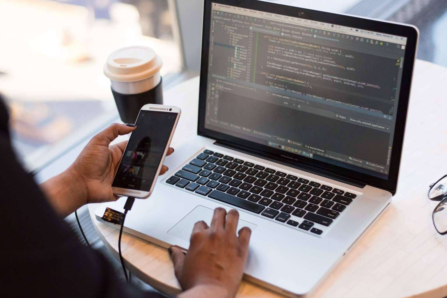 ¿Por qué es importante la integración informática mediante programación específica?