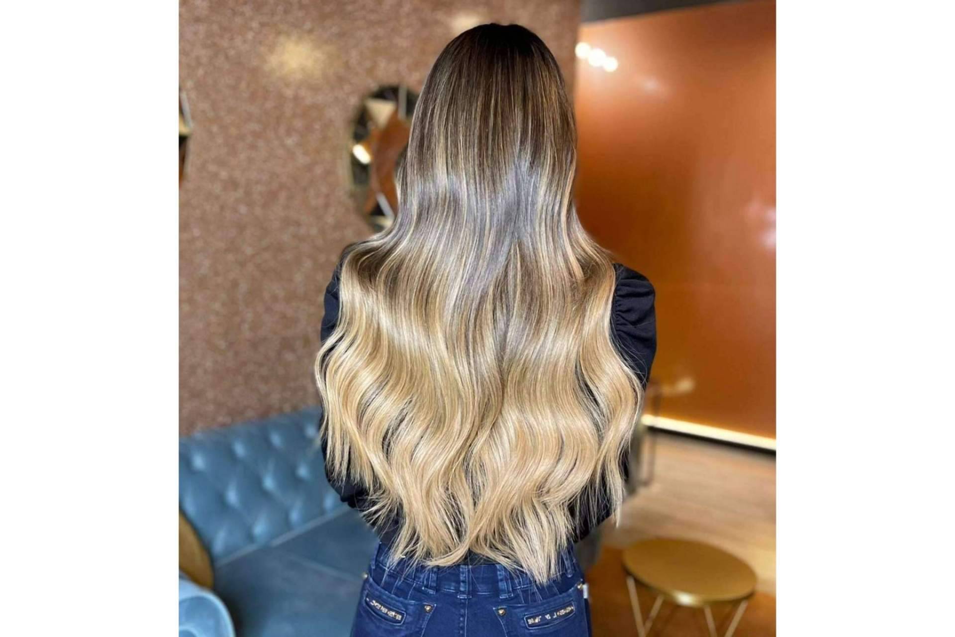 Cambio de look con las extensiones adhesivas de Glam & Extensions