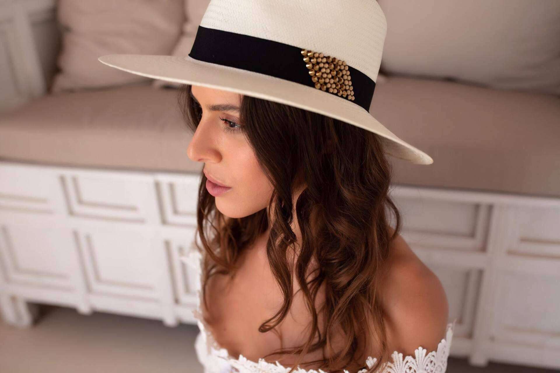 Sombreros tendencia en Ibiza en la firma de moda GIANIN