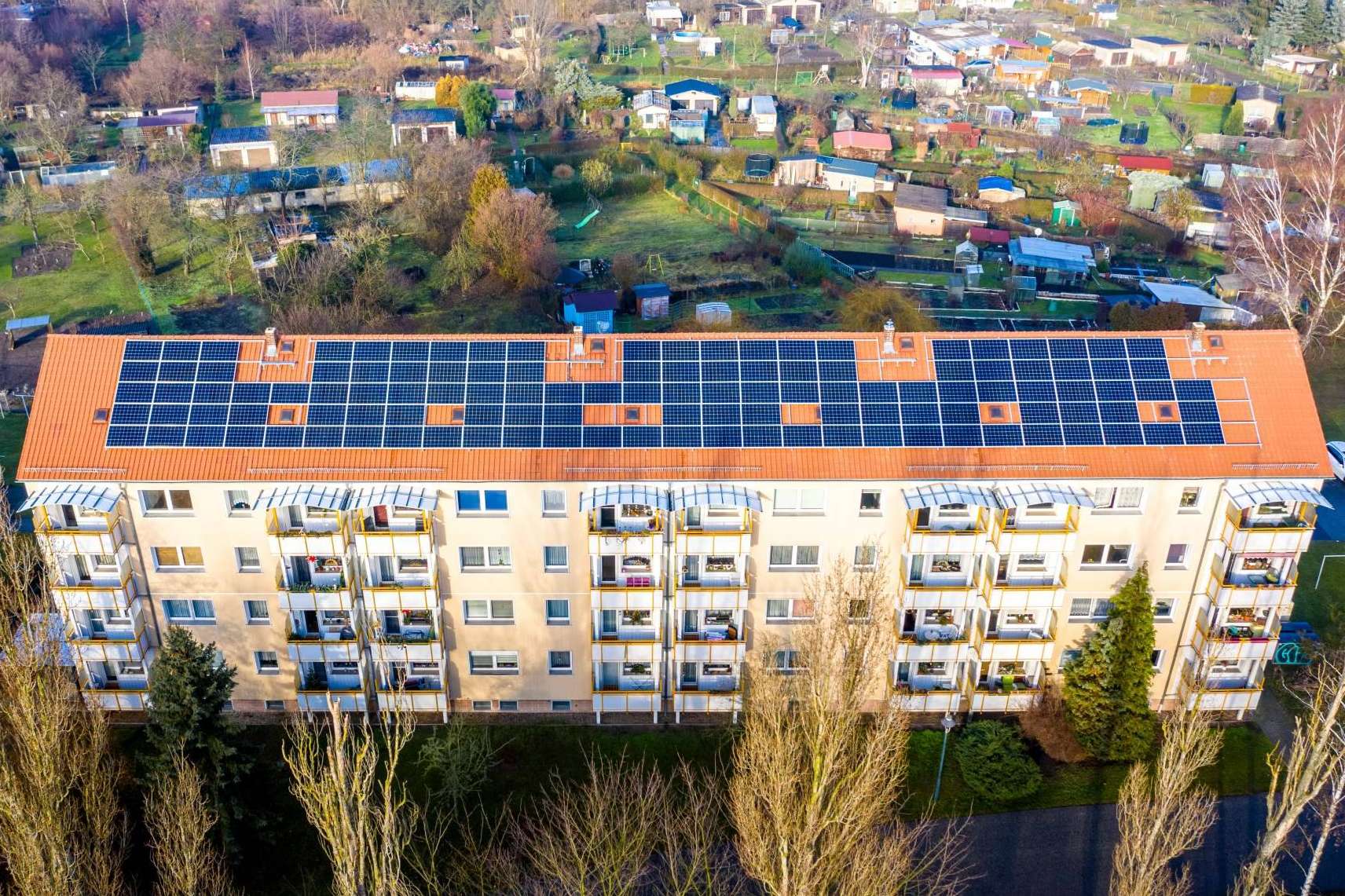 Sol Valencia ayuda en el ahorro de la factura de la luz hasta un 70 %