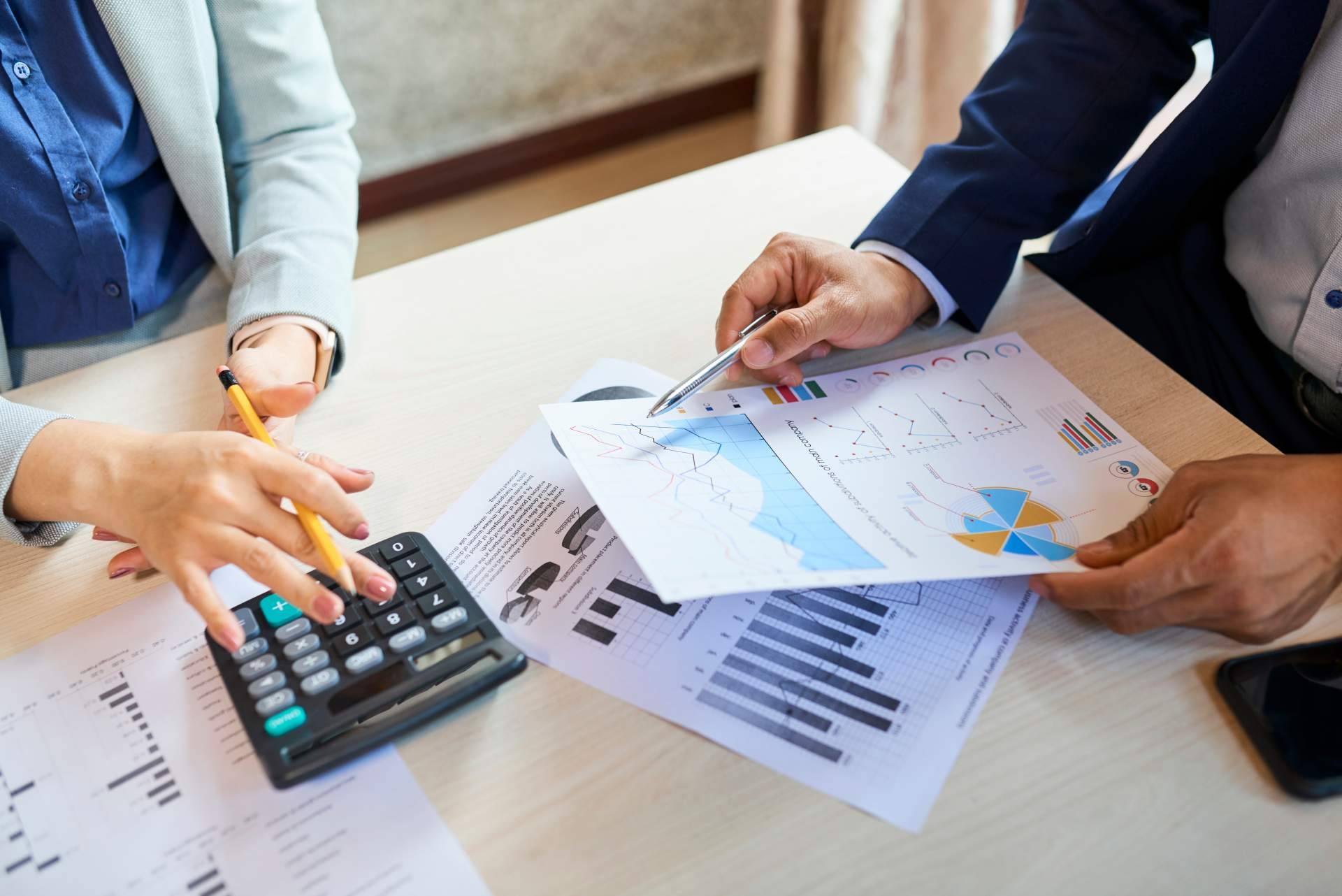 Conocer el comportamiento del buyer persona en el sector industrial, ¿por qué es importante?