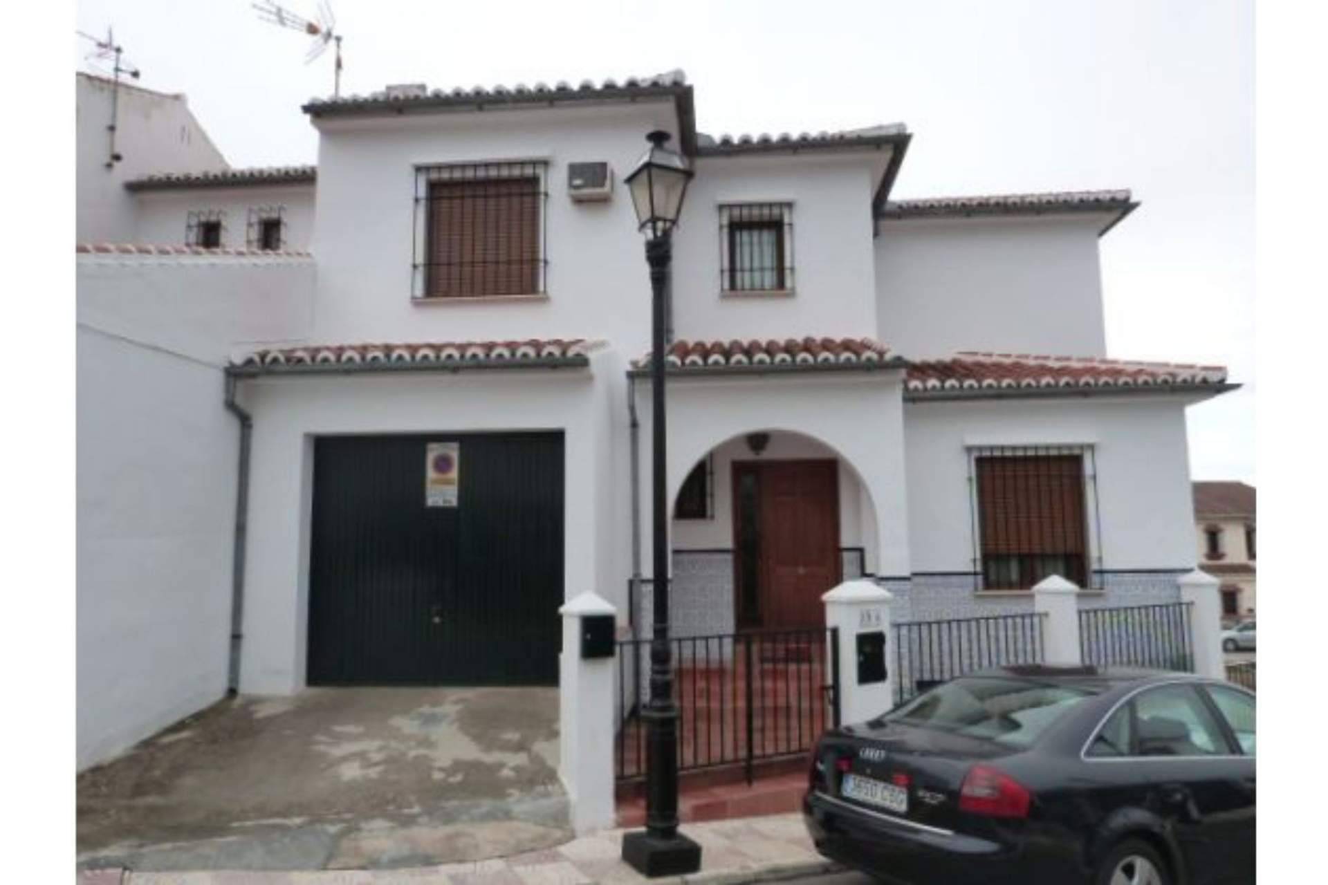 Cerca de 50 viviendas, garajes y terrenos de la provincia de Málaga publicados en la plataforma Eactivos.com