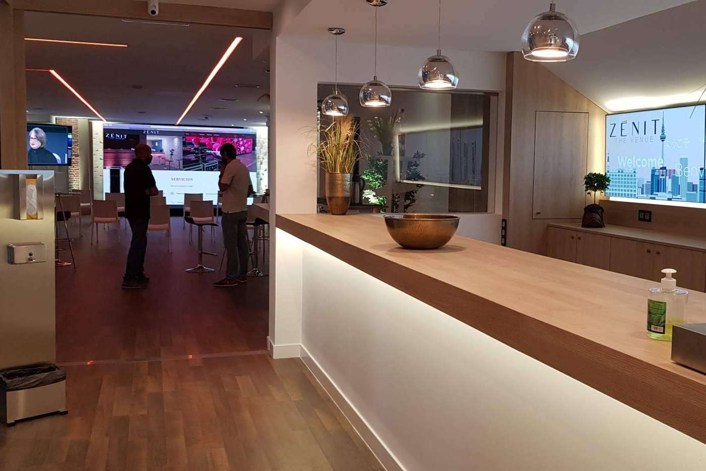Opiniones de los espacios para eventos en Madrid, Zénit The Venue y Zénit The Studio