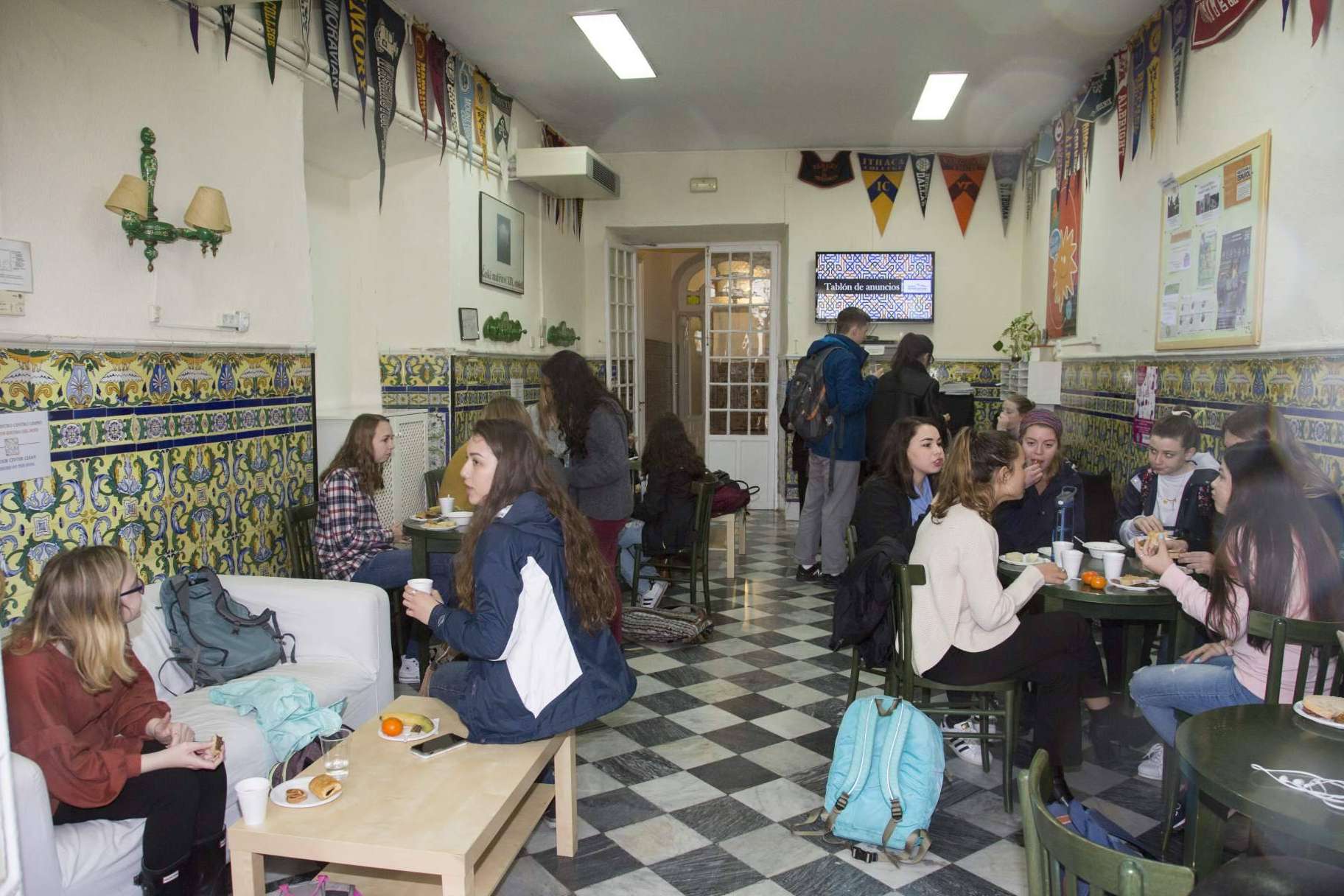 Cursos intensivos de inglés en Sevilla, con Centro Norteamericano
