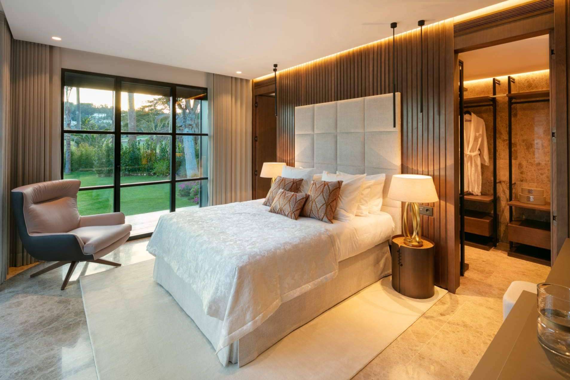 Generar impacto en el valor de villas de lujo en Marbella, con Zeuthen & Company