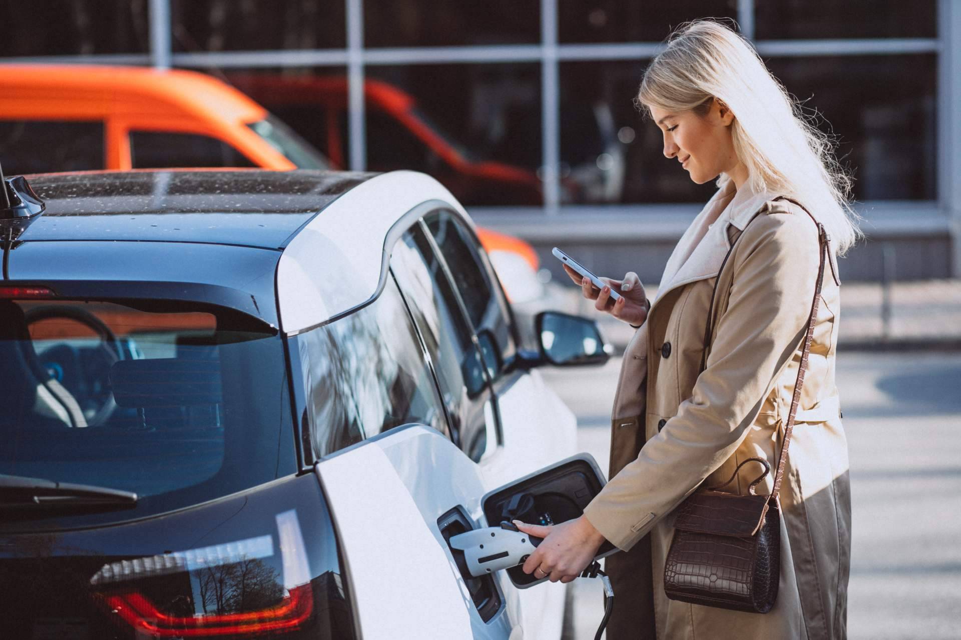 La presencia del vehículo eléctrico en las calles del presente y el futuro