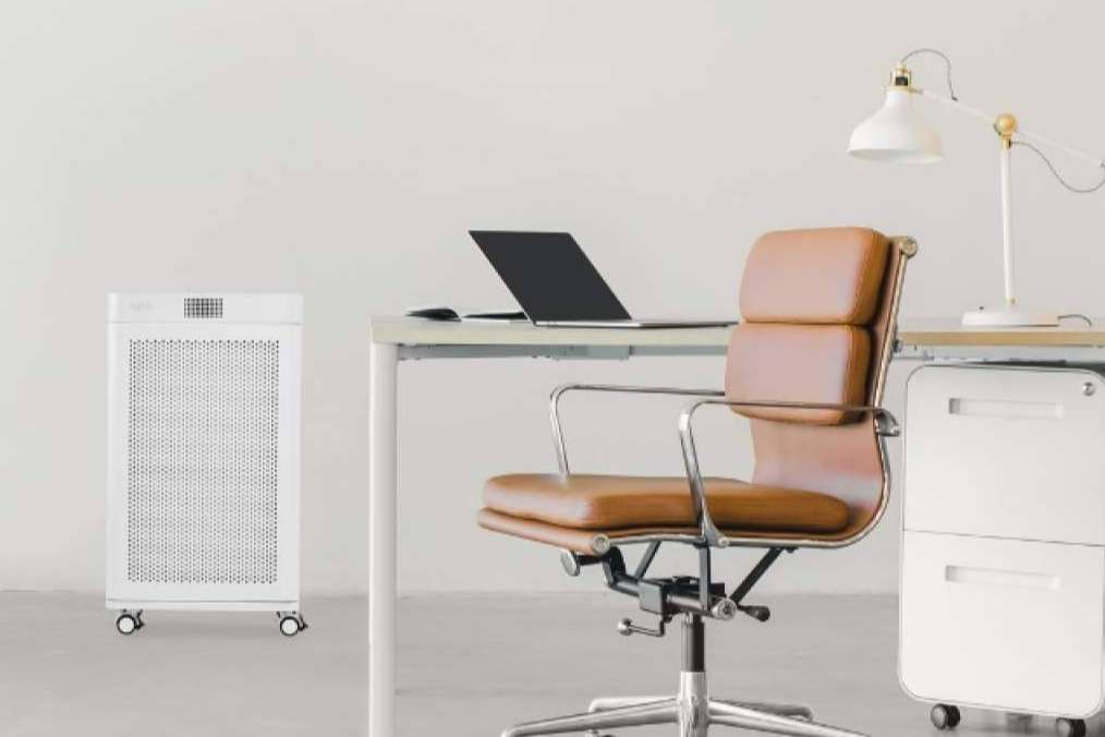AIR8 TECH, las fuentes de contaminación de los espacios interiores y la necesidad de purificar el aire
