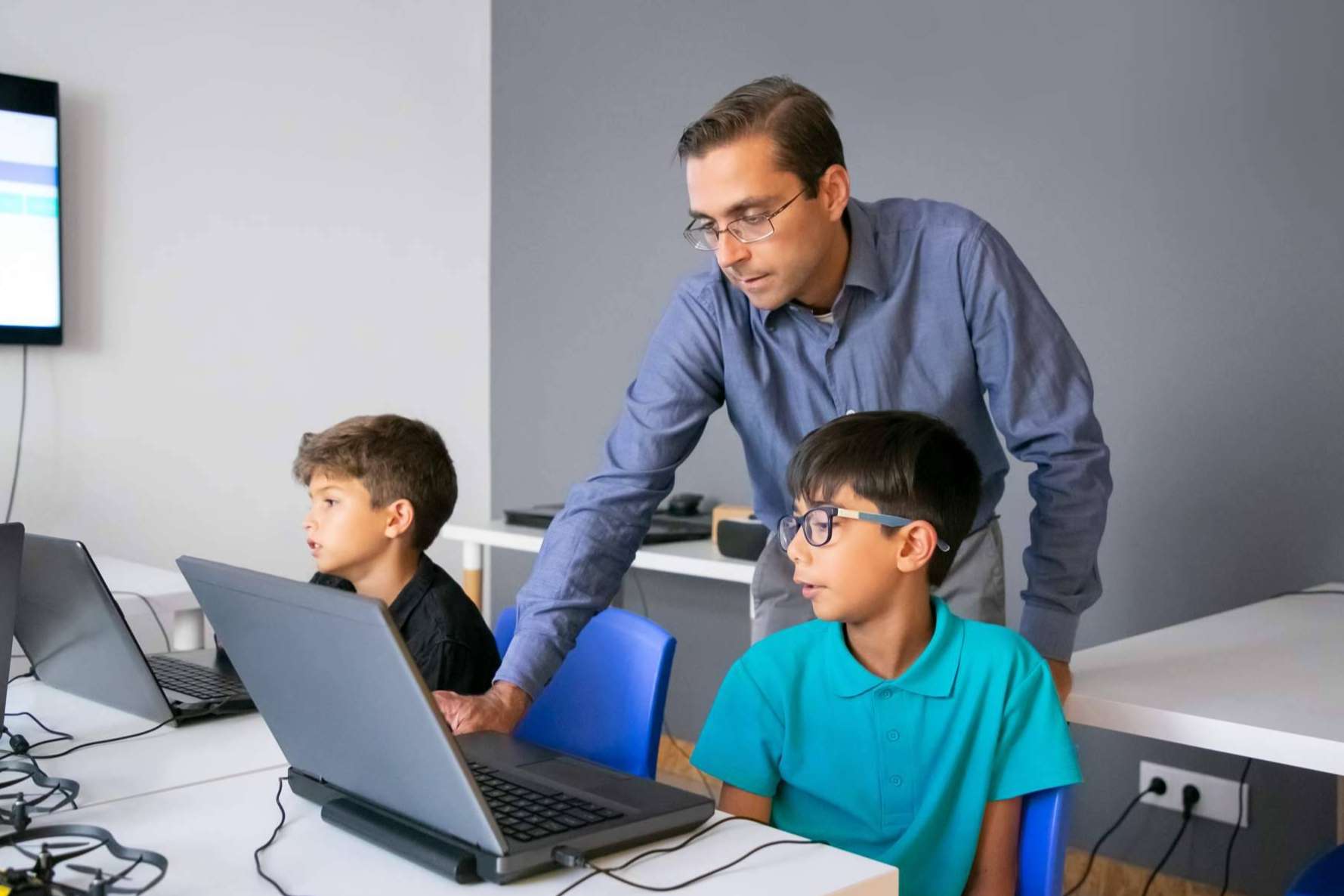 La vuelta al cole con los portátiles de Opirata