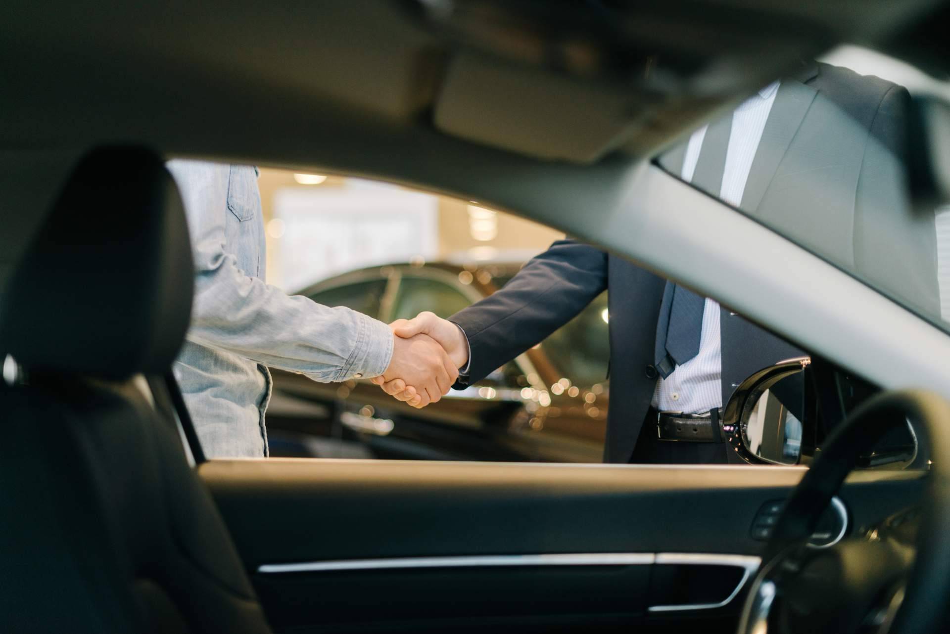 Vender un coche embargado de la mano de Compramos Tu Siniestro