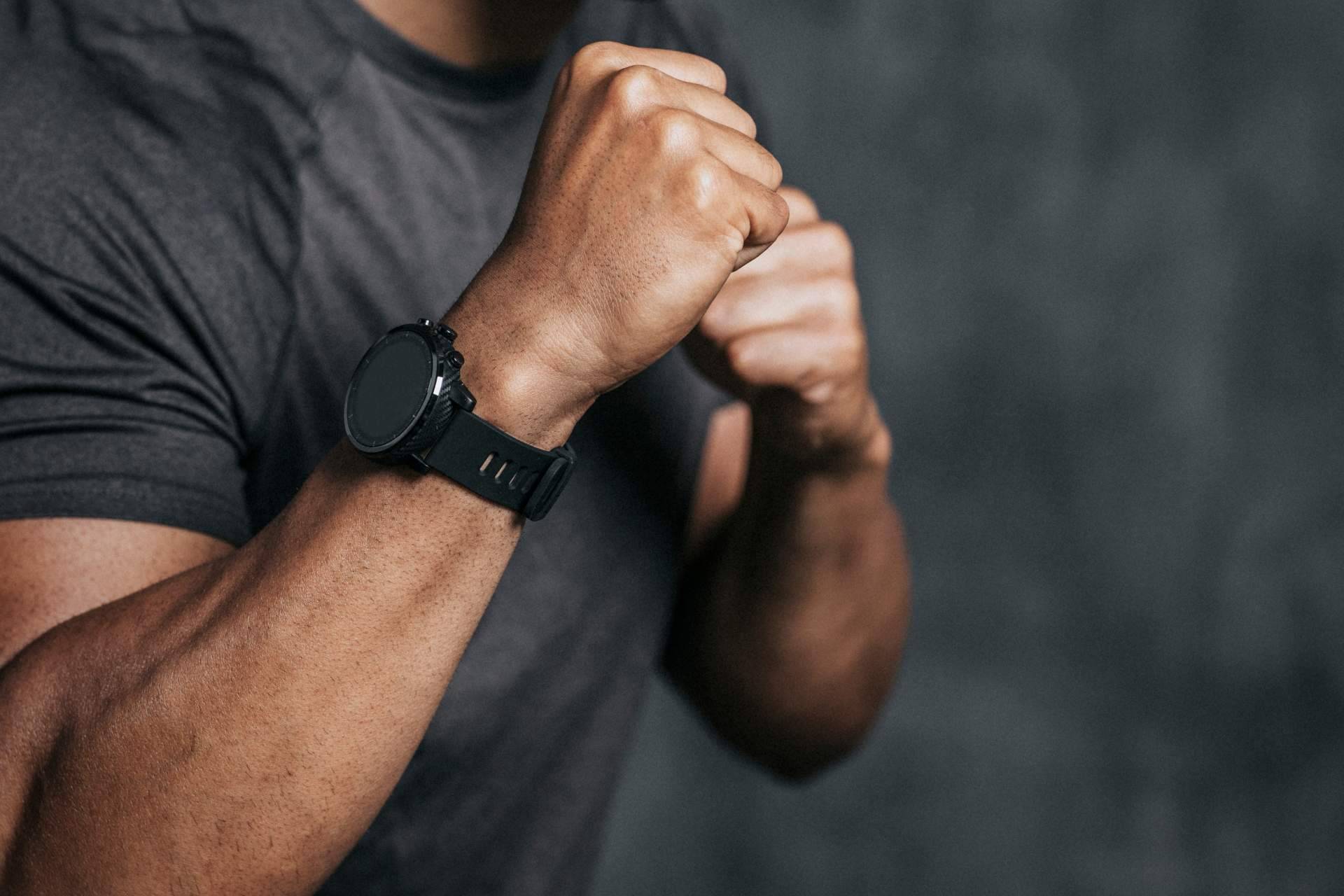 El reloj inteligente Amazfit T-REX 2 resiste a cualquier aventura