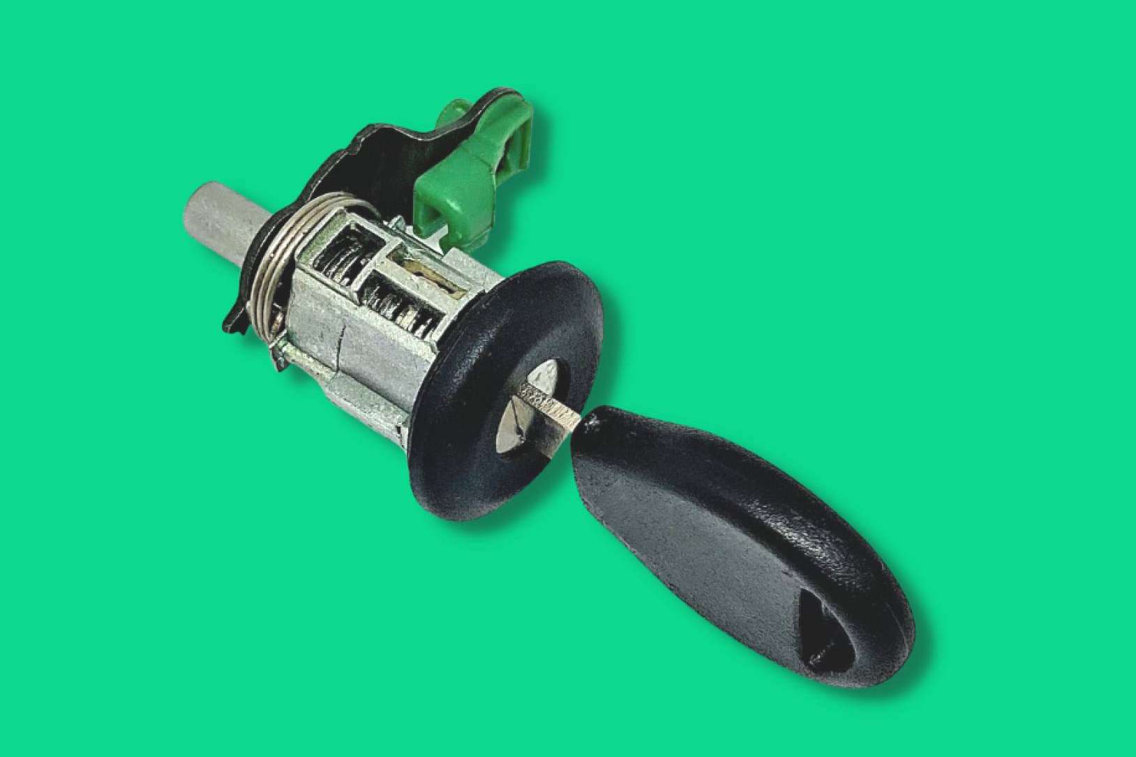 Recambios adaptados de cerrajería para automóviles de la mano de EGINER