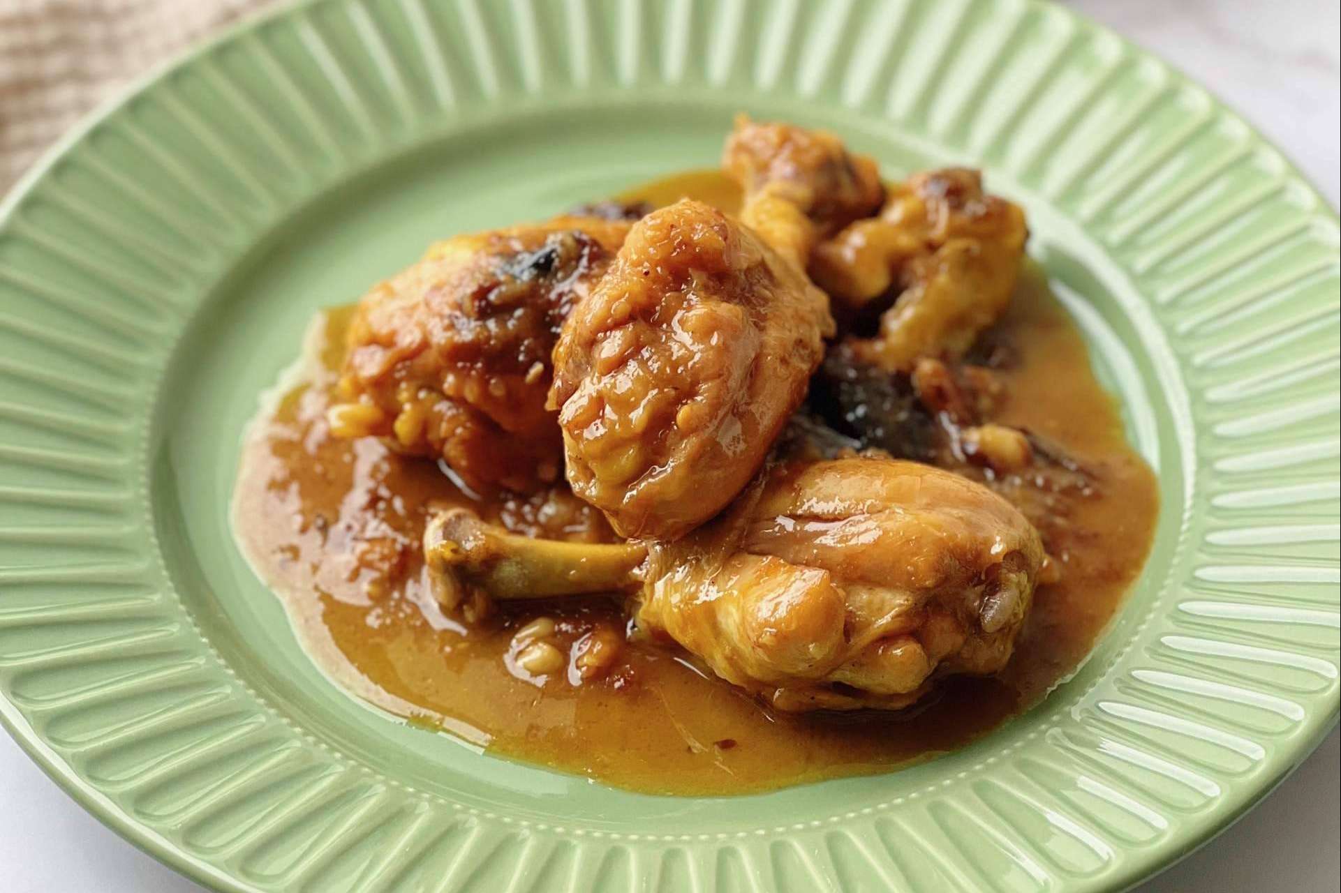 Receta de pollo con ciruelas, cocina tradicional para un estilo de vida saludable, por Vanessa Venturas