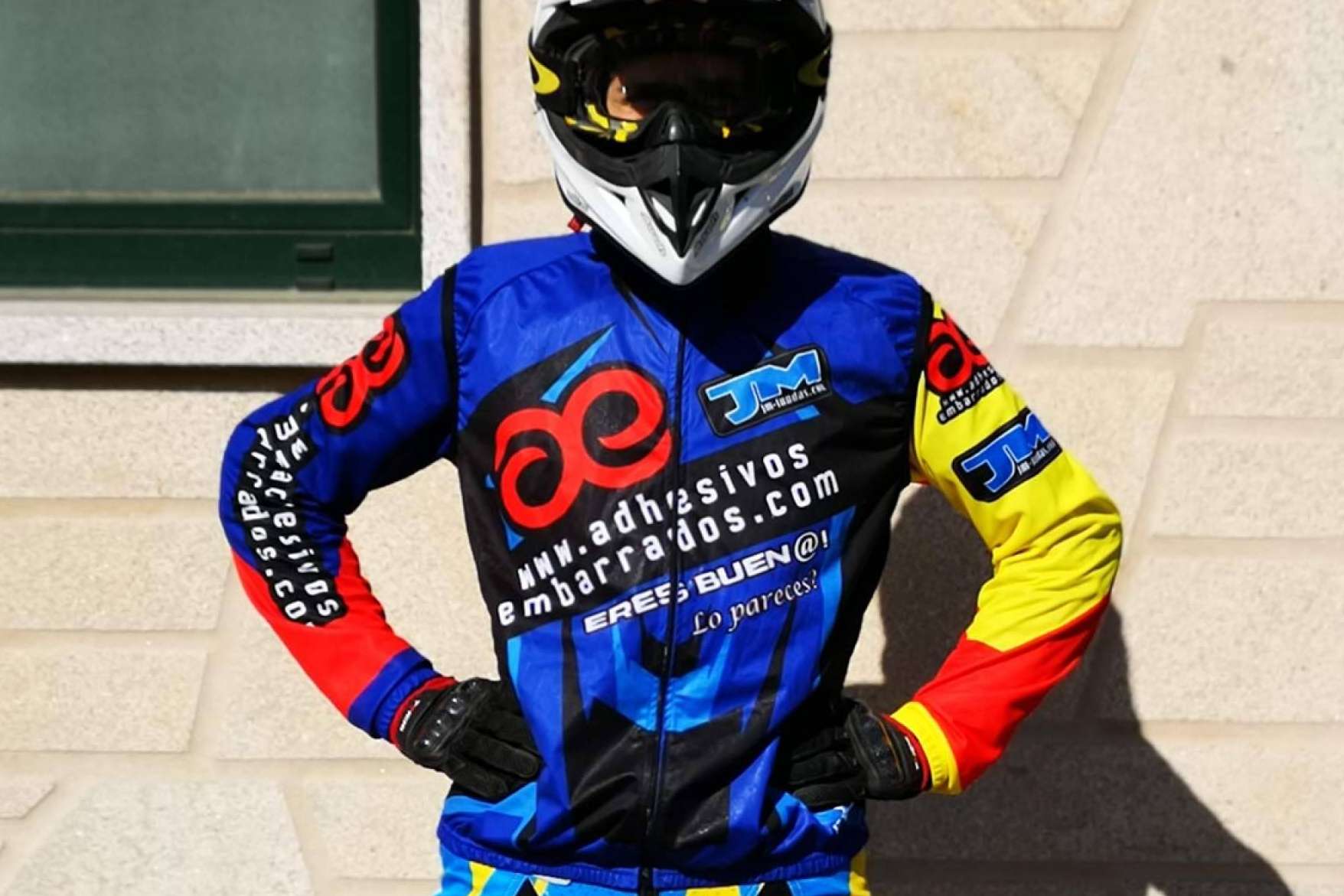 Ropa personalizada para motocross, trail y enduro en la tienda ADHESIVOSEMBARRADOS