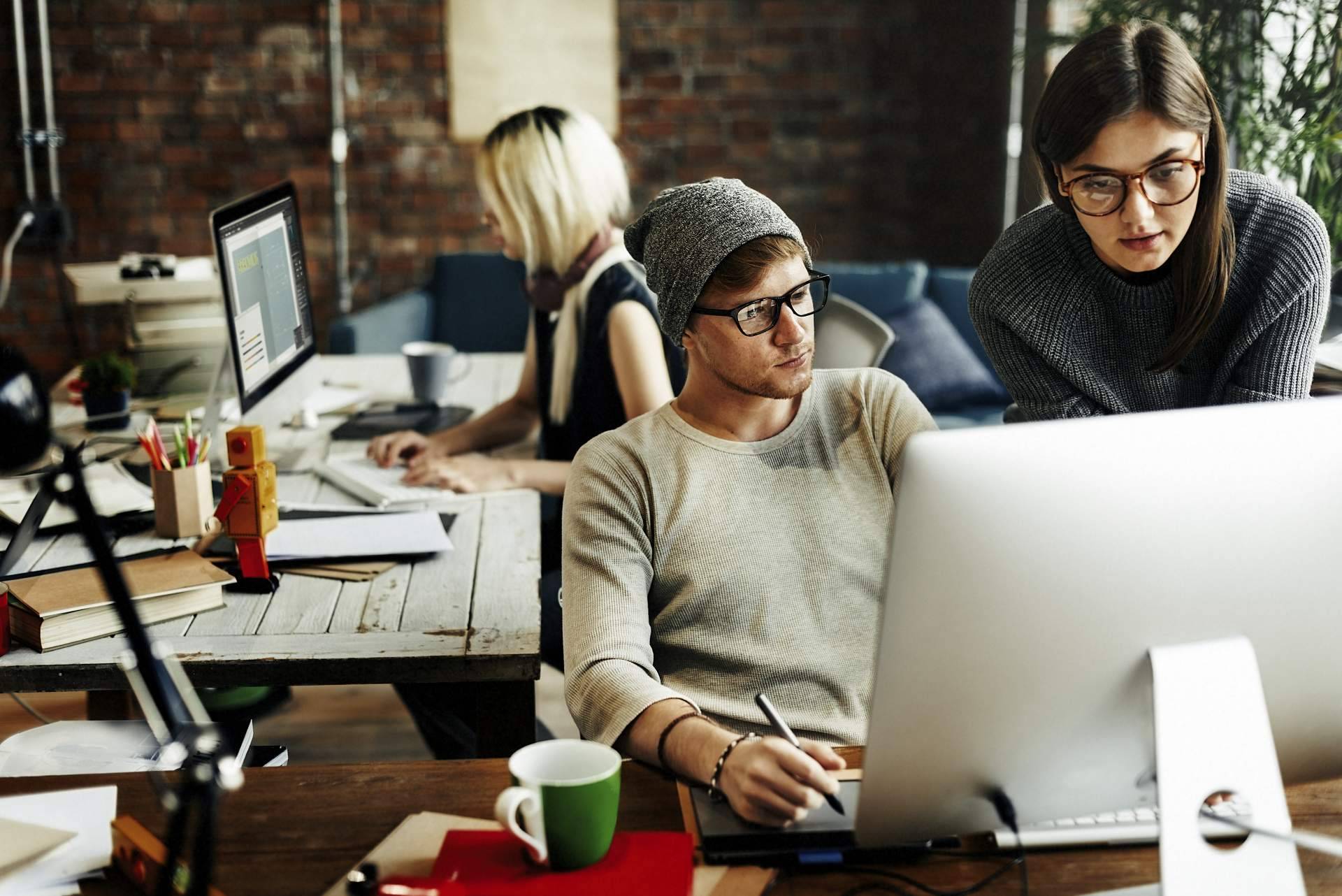 La agencia SEO Guellcom ofrece servicios que logran posicionar una empresa de maquinaria de limpieza local en las primeras posiciones del buscador