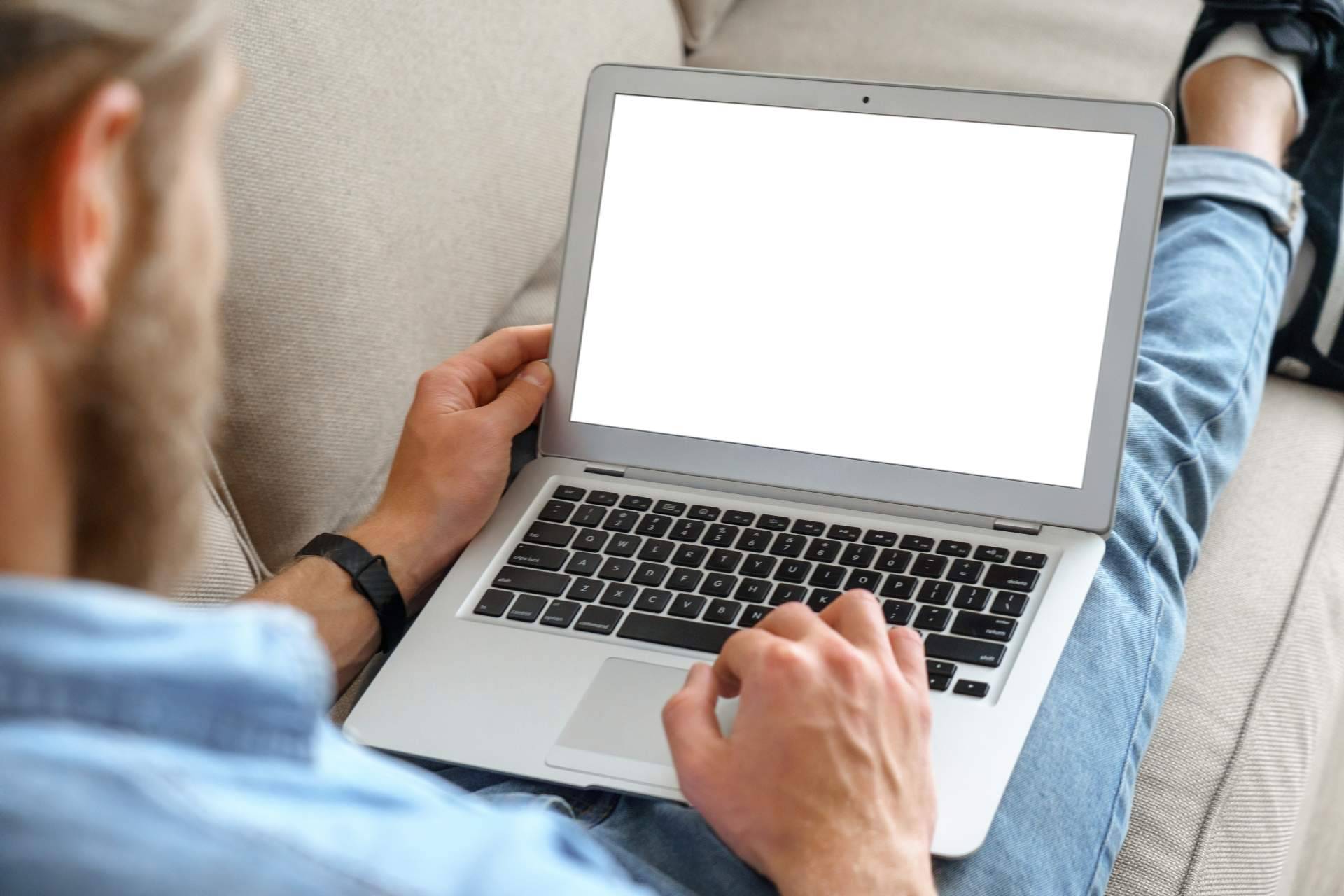 ¿Dónde pedir partida de nacimiento online?, la solución que ofrece RegistroCivil Online