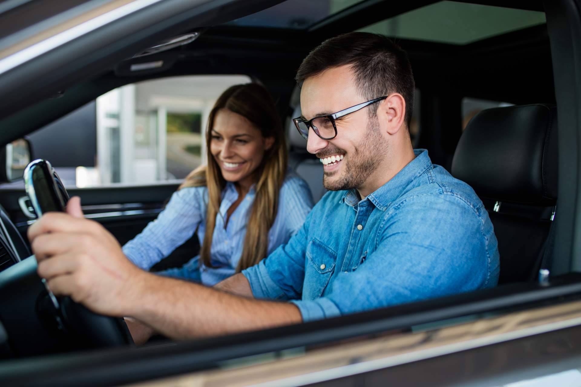 Renting Plus, la compañía especializada en renting en España que ha alcanzado los 3000 coches entregados