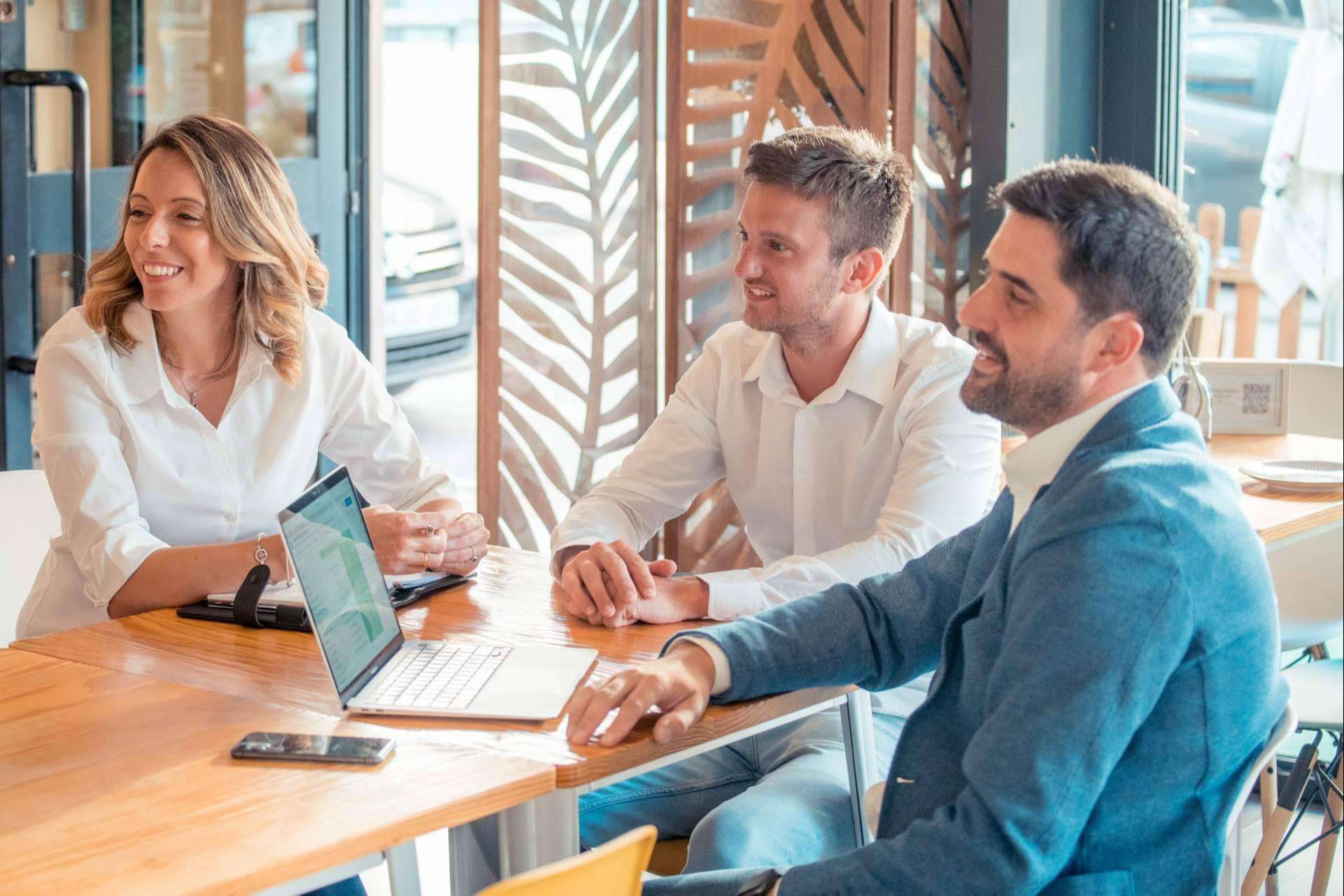 Smquatro recalca la importancia de estructurar el equipo de trabajo de un restaurante