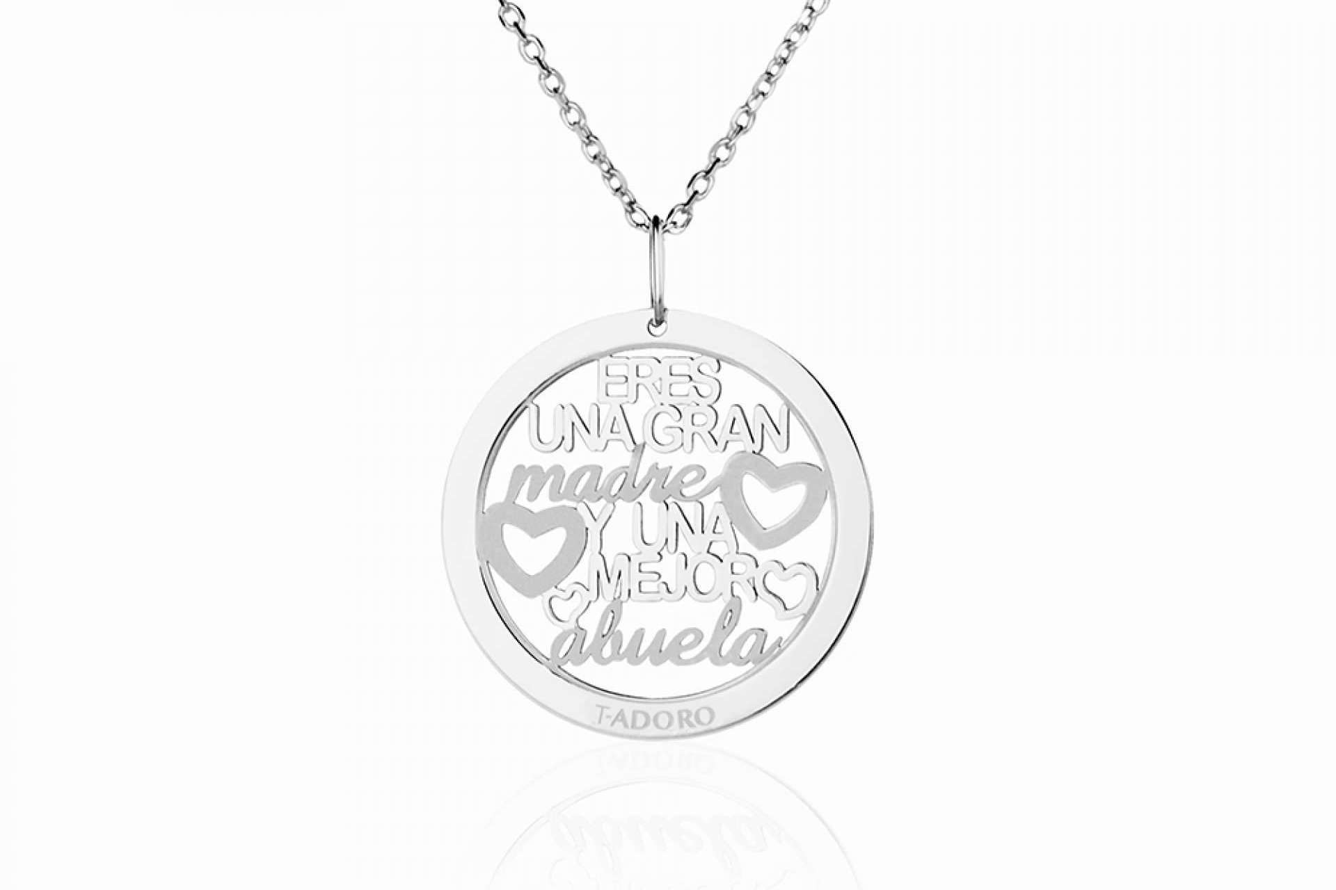 Regalar una joya personalizada de la mano de T-ADORO