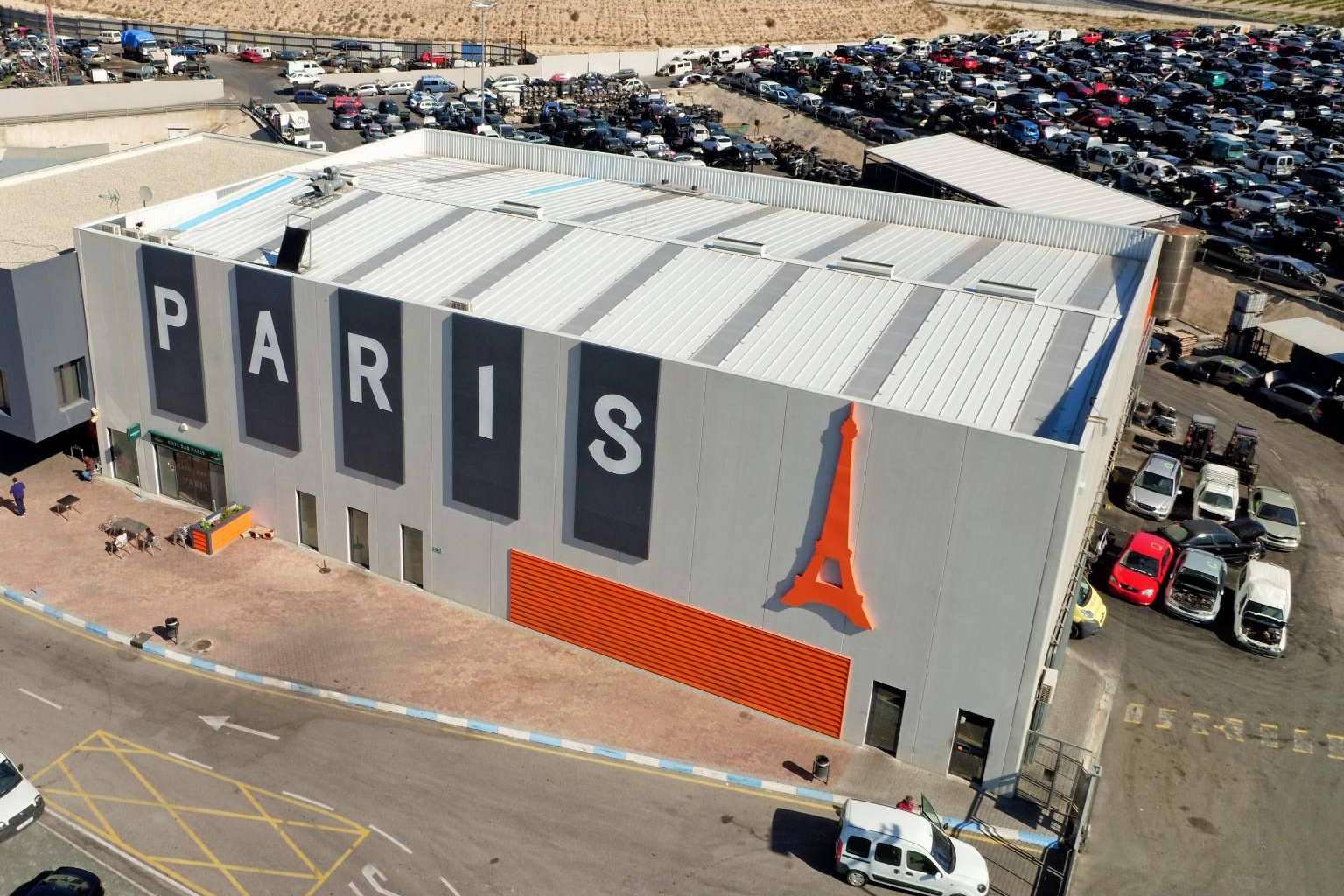 ¿Dónde encontrar los recambios de coche necesarios para cada vehículo? Desguace París