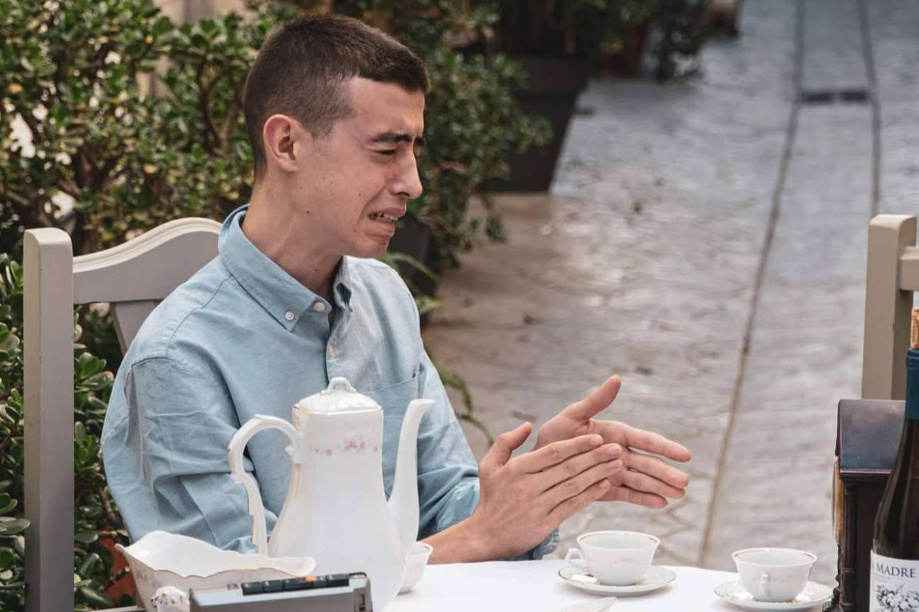 La nueva cara del flamenco joven se llama Alex Escot y presenta su nuevo disco