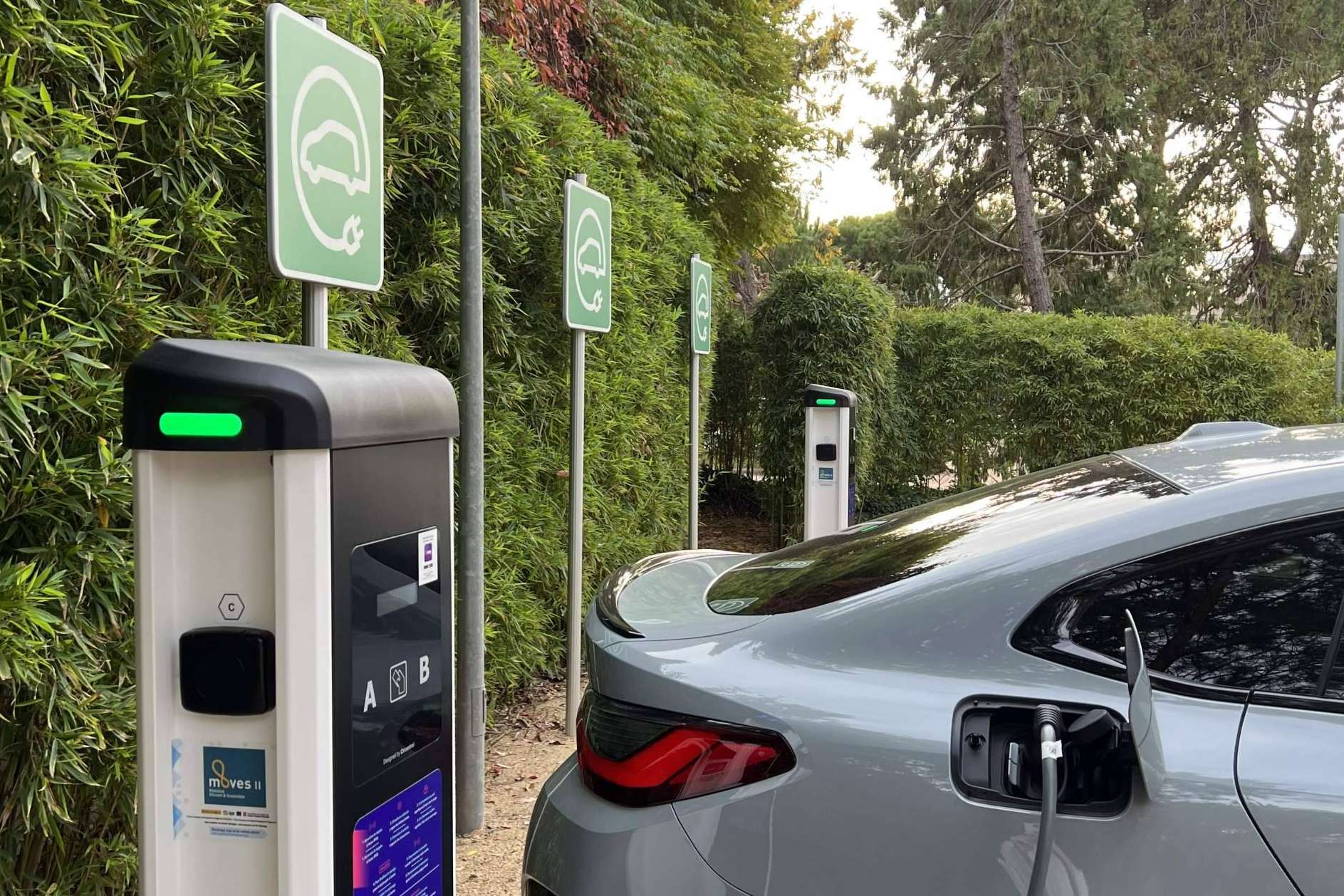 La instalación de cargadores para coches en sus instalaciones de Hotel Balneari Prats