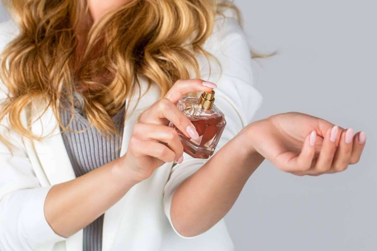 Perfumes de mujer para cada necesidad, con Tus Compras de Confianza